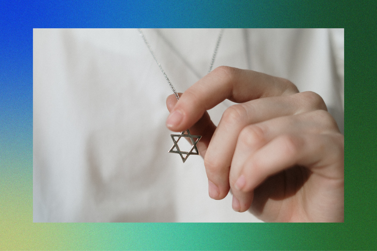 kanye west anti semistism?width=698&height=466&fit=crop&auto=webp&dpr=4