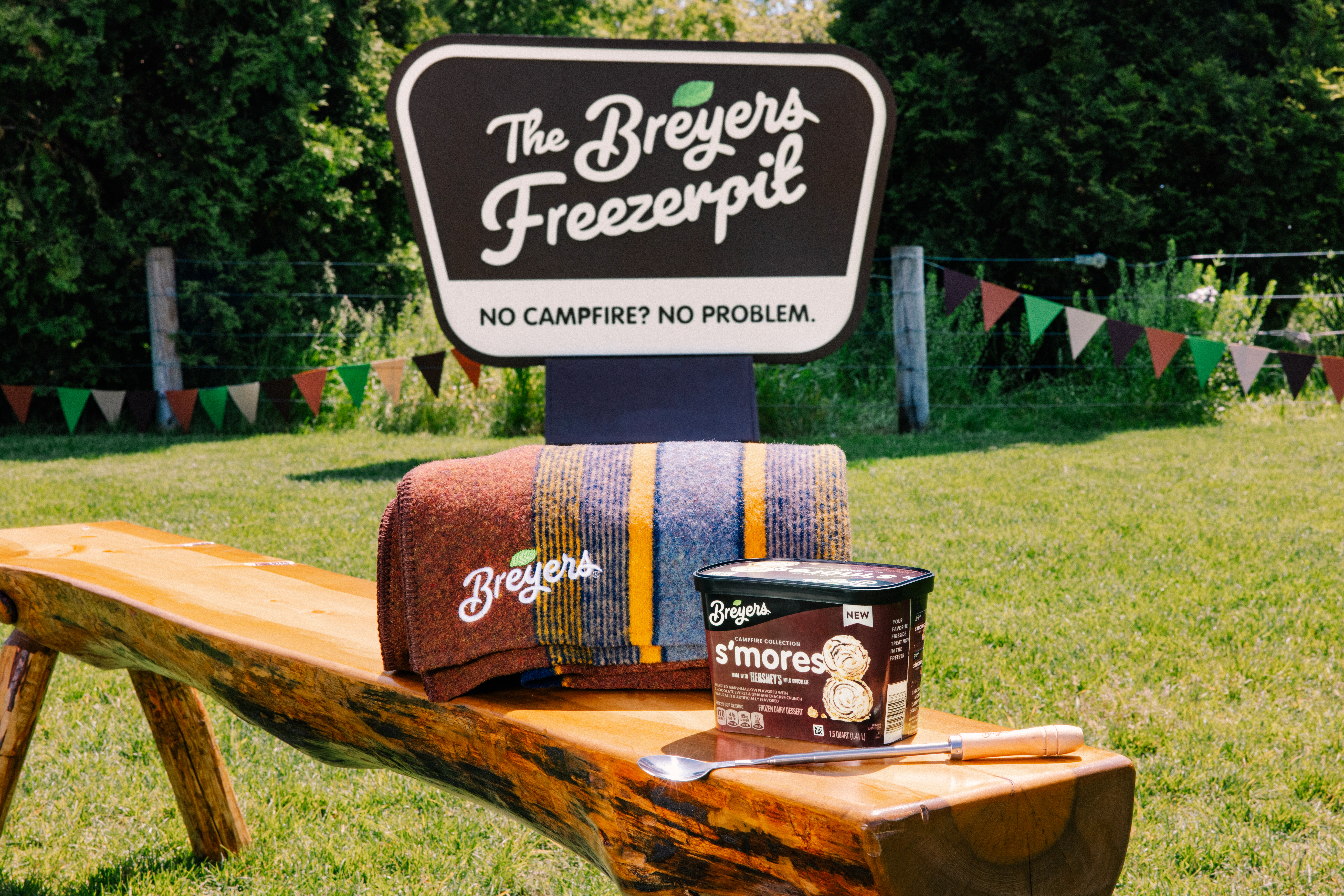 Breyers Freezerpit Log Seating Product?width=1024&height=1024&fit=cover&auto=webp&dpr=4