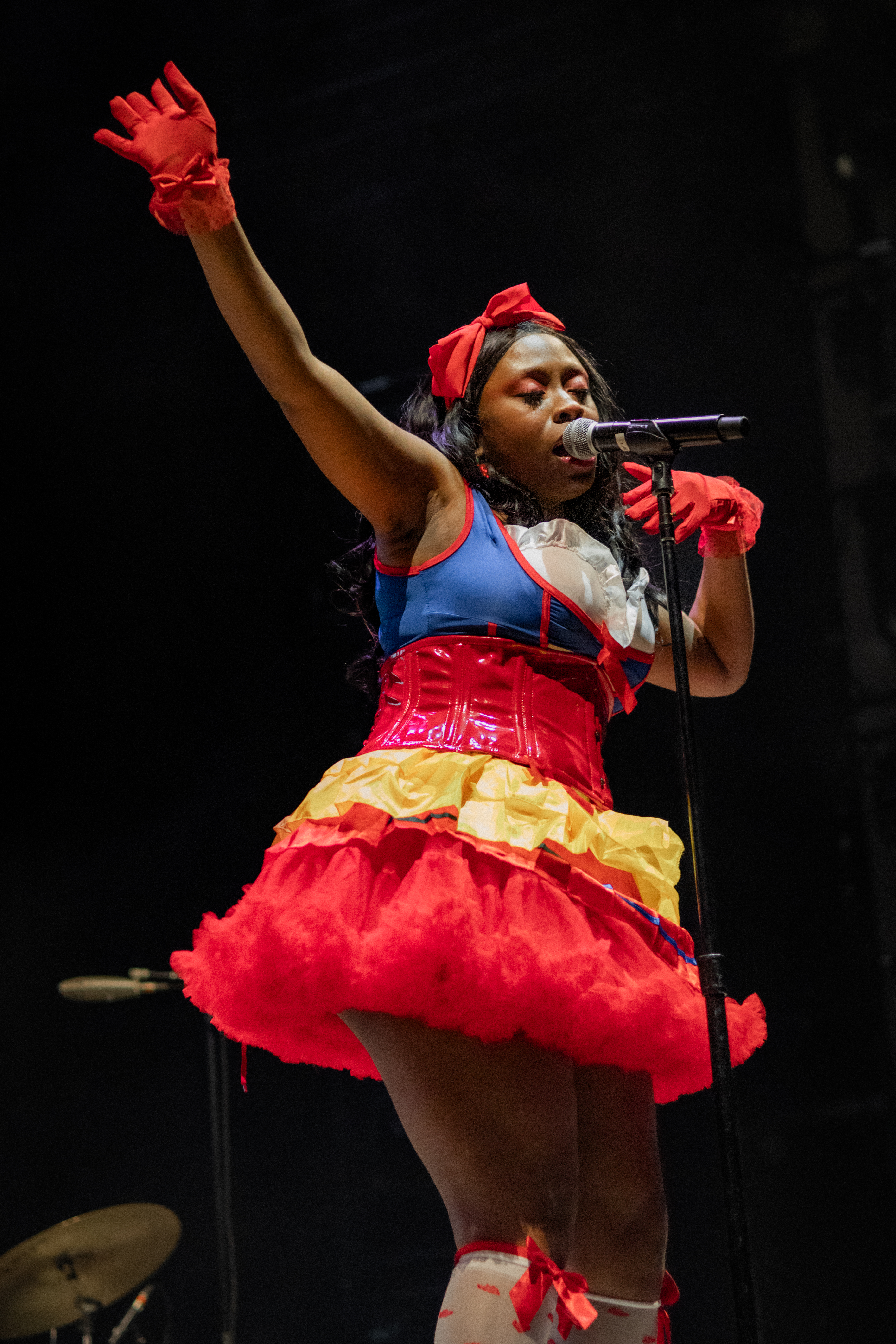 Hemlocke Springs performing in Bridgeport, Connecticut in September 2025 as the opener for Conan Gray