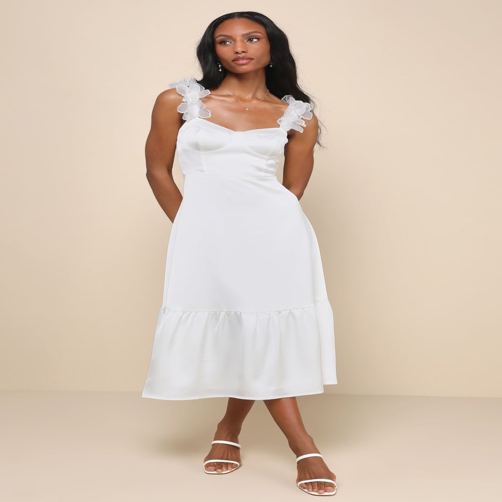 Off white graduation dress 2025