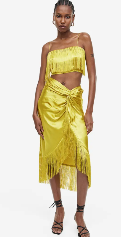 HM silk fringe crop and skirt set?width=1024&height=1024&fit=cover&auto=webp