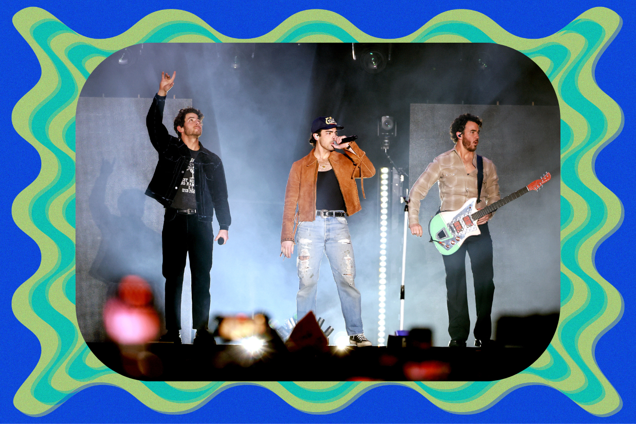 jonas brothers performing on stage 2023