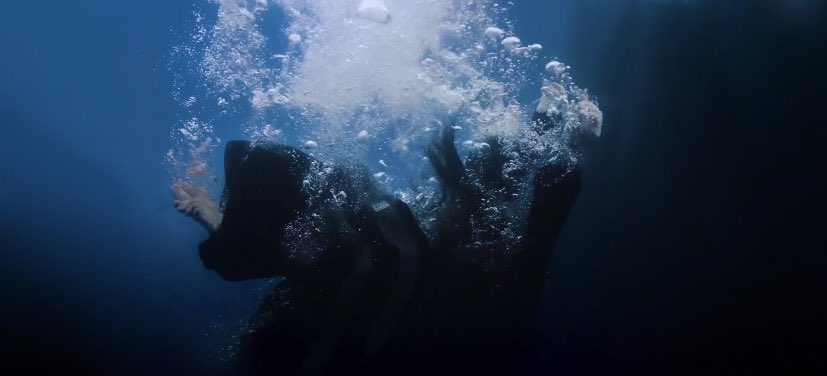 Teaser of Billie Eilish’s new album “HIT ME HARD AND SOFT”, featuring the artist underwater, barefoot and sinking