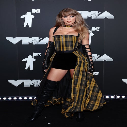 taylor swift\'s red carpet look at the 2024 VMAs