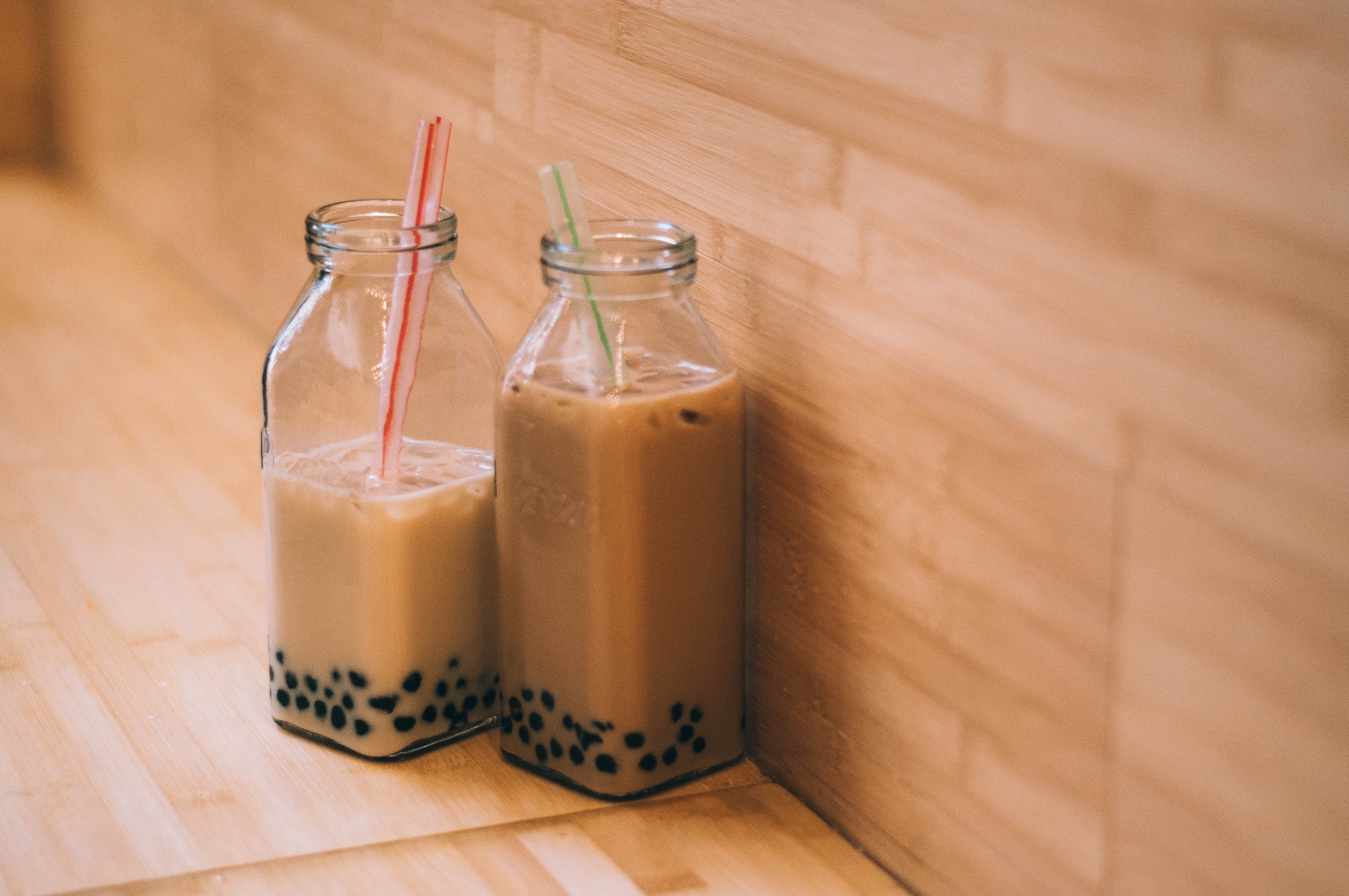 bubble tea by Rosalind Chang on Unsplash?width=698&height=466&fit=crop&auto=webp&dpr=4