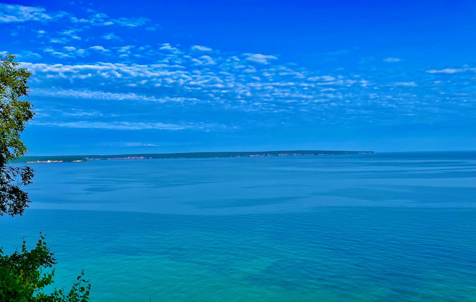 A Guide to Pictured Rocks National Lakeshore A Guide to Pictured Rocks National Lakeshore