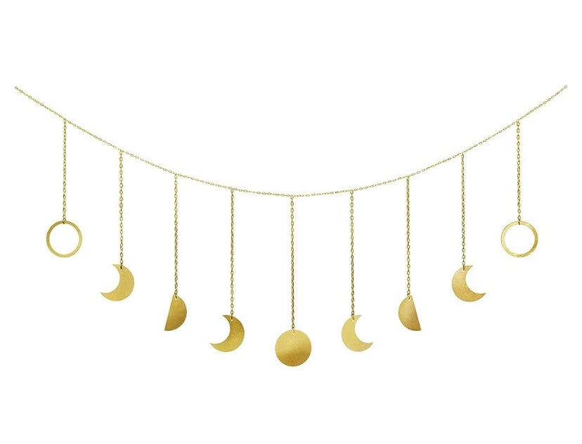 Gold garland with moon shapes