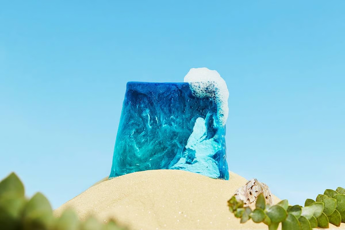 LUSH Outback mate soap