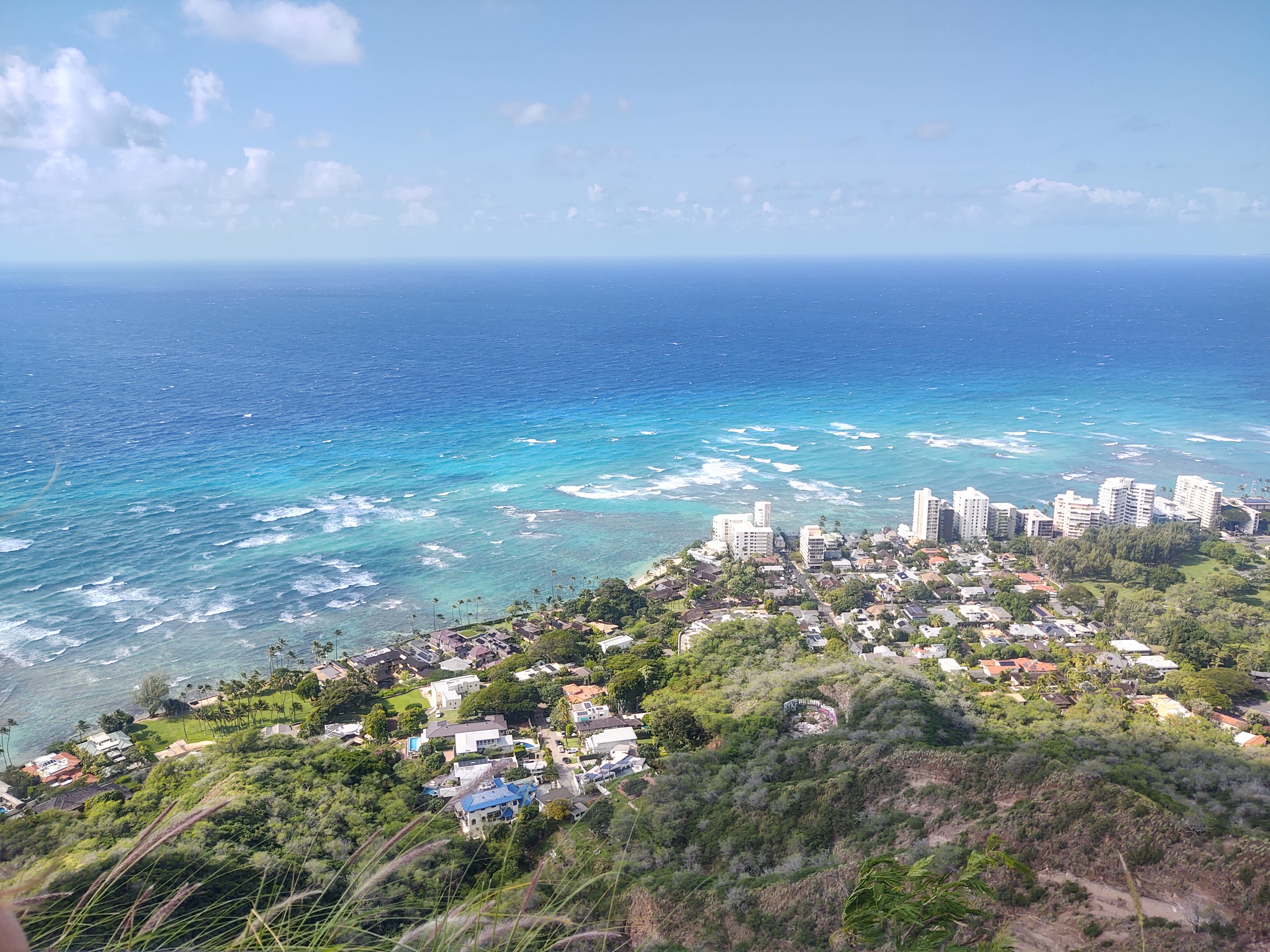 Photo of waikiki beach taken from the top of Diamond Head National Park