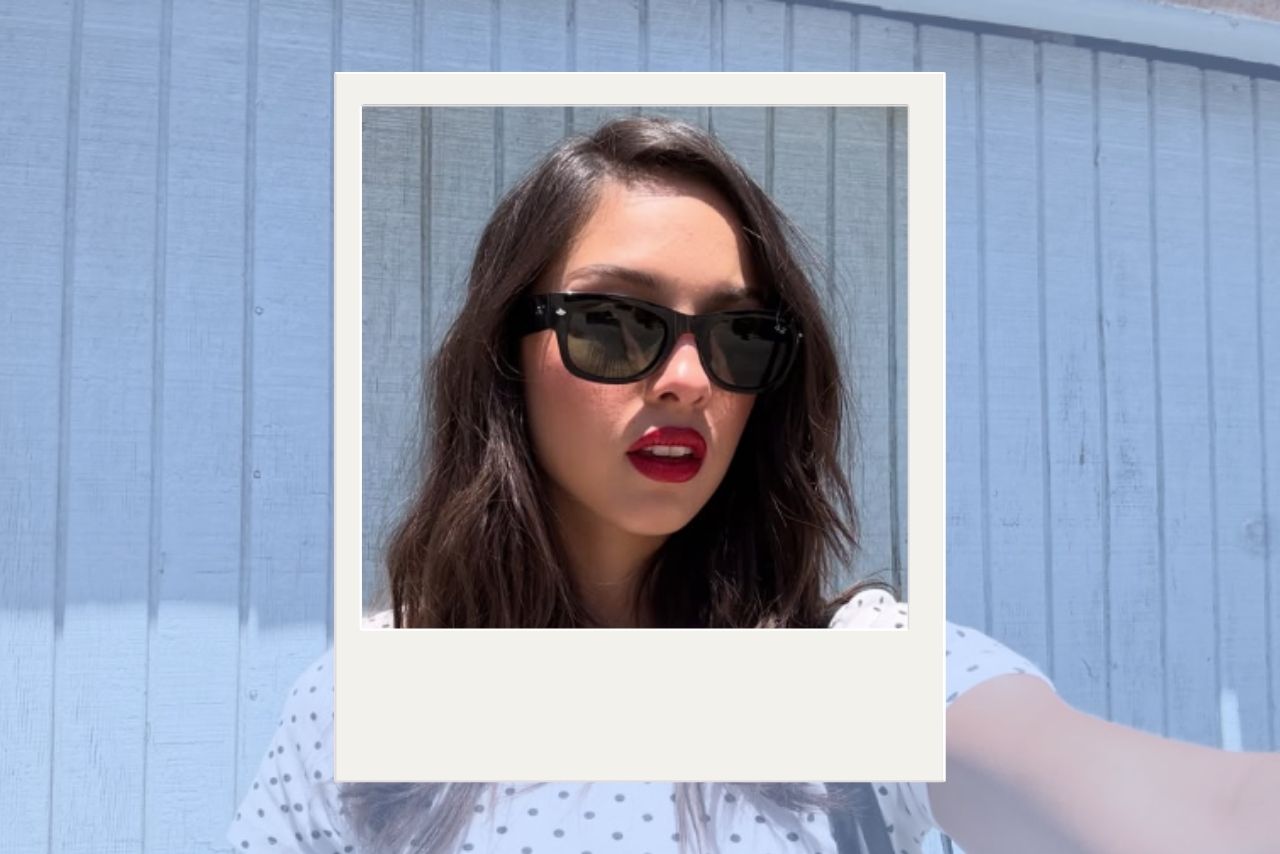 olivia rodrigo?width=698&height=466&fit=crop&auto=webp&dpr=4