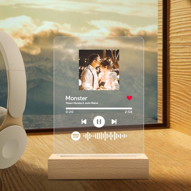 Personalized Song Plaque Valentines Day?width=500&height=500&fit=cover&auto=webp&dpr=4