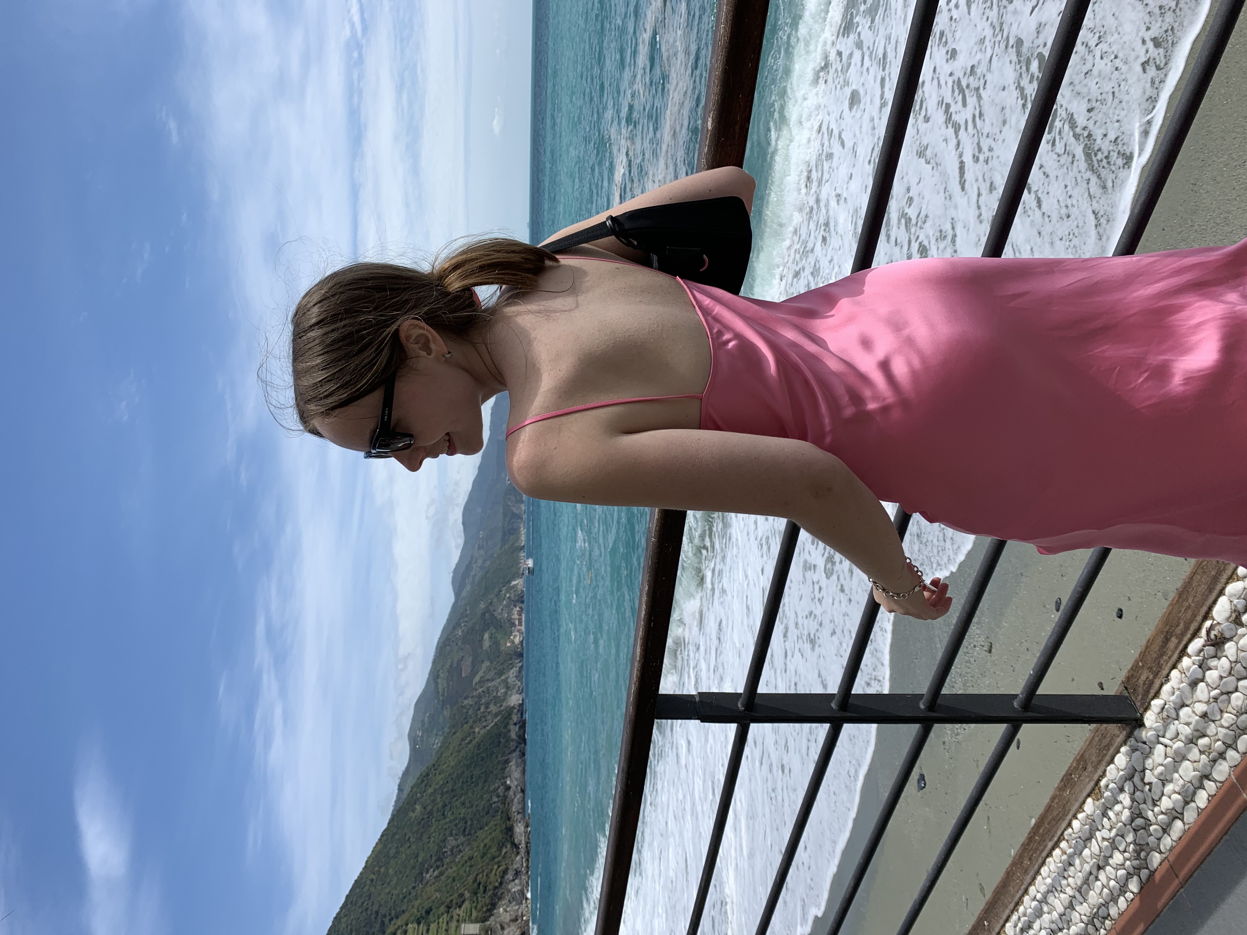 cinquejpg by Alice Greneir