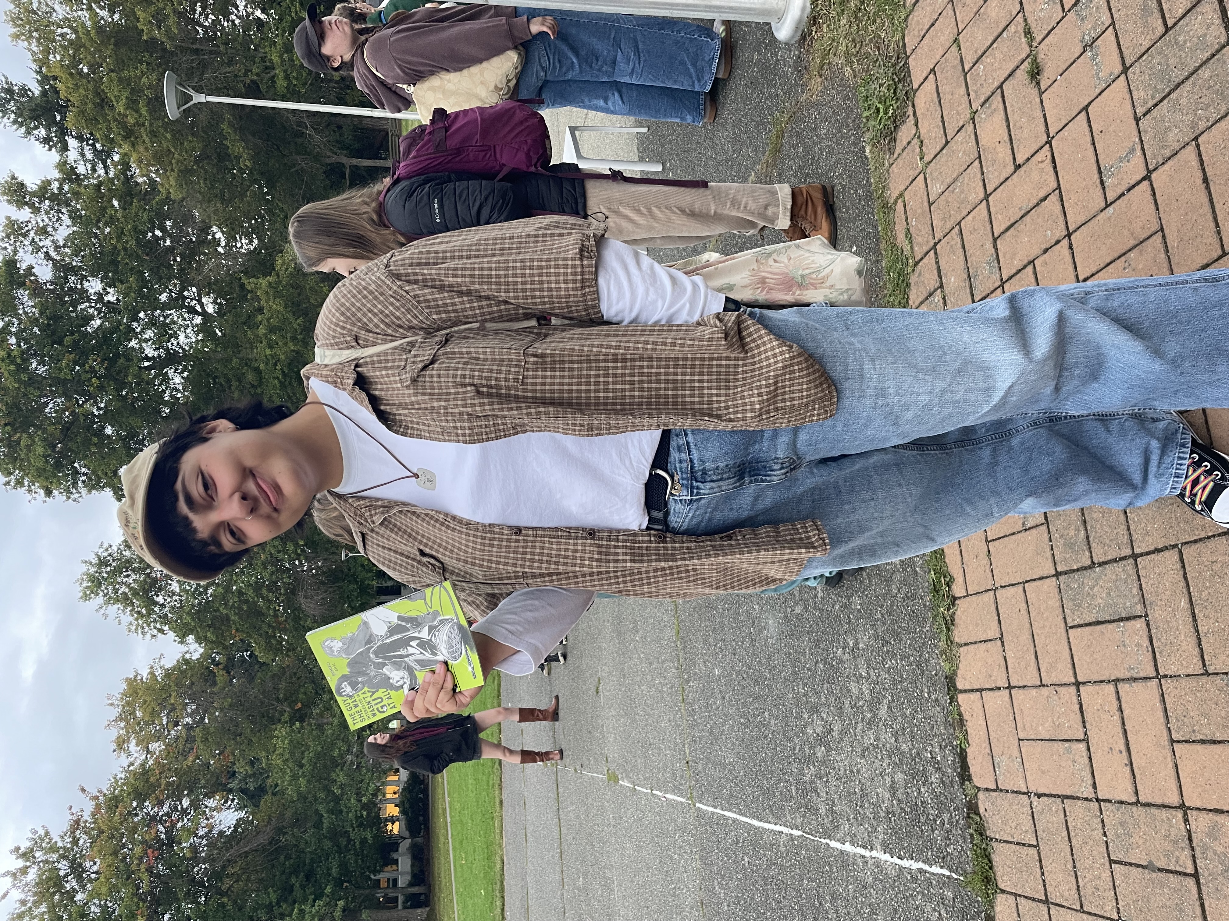 Contestant at UVic\'s performative lesbian competition