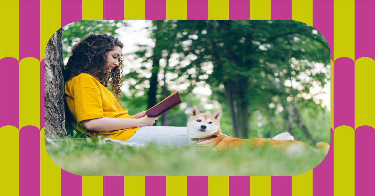 How To Prioritize Your Mental Health In The Summer, According To 2 Experts