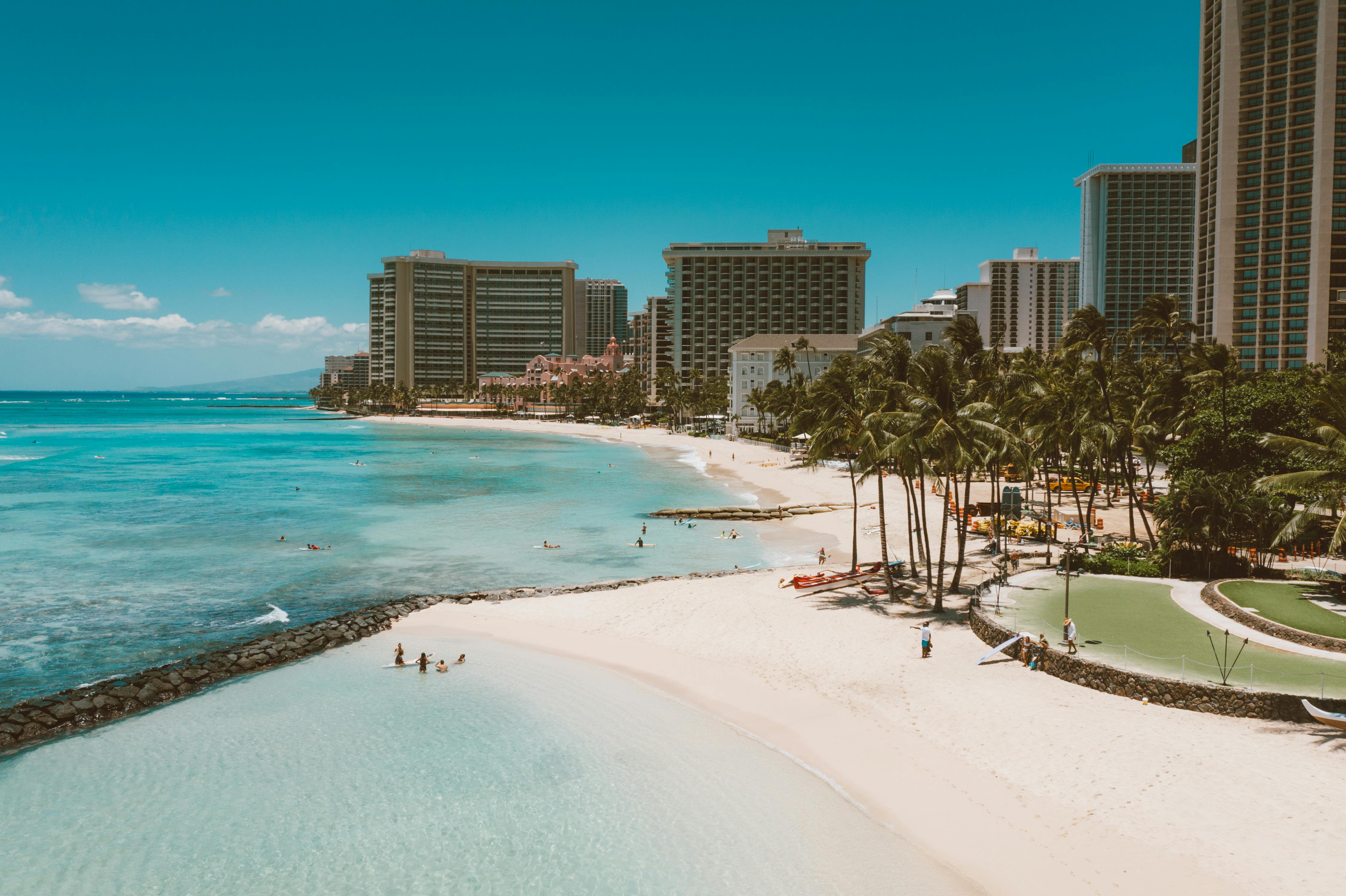 Luxury resorts and hotels on a beach in Honolulu, Hawaii.