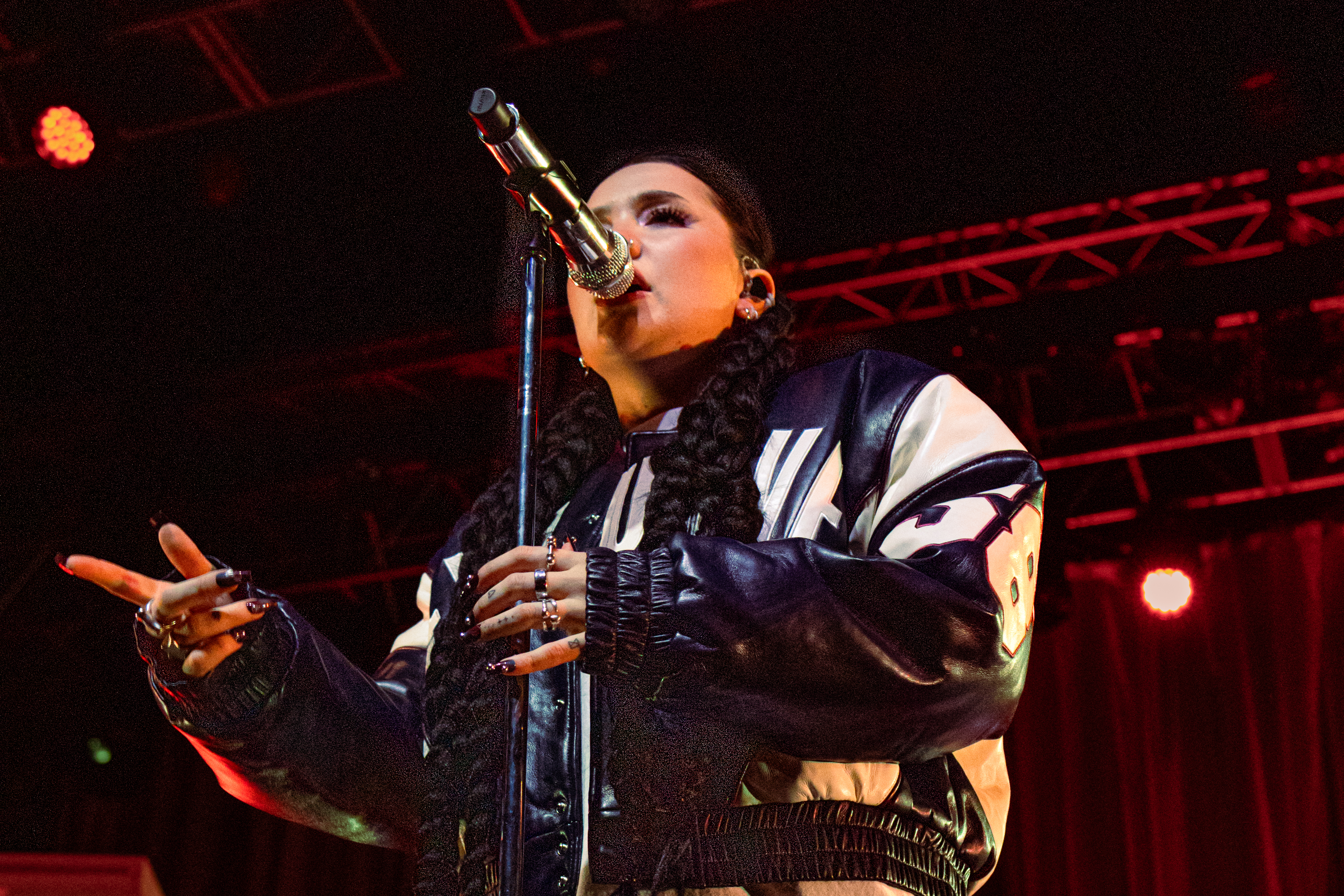 Lauren Spencer Smith performing at her concert in Boston, MA on 2/21/2026