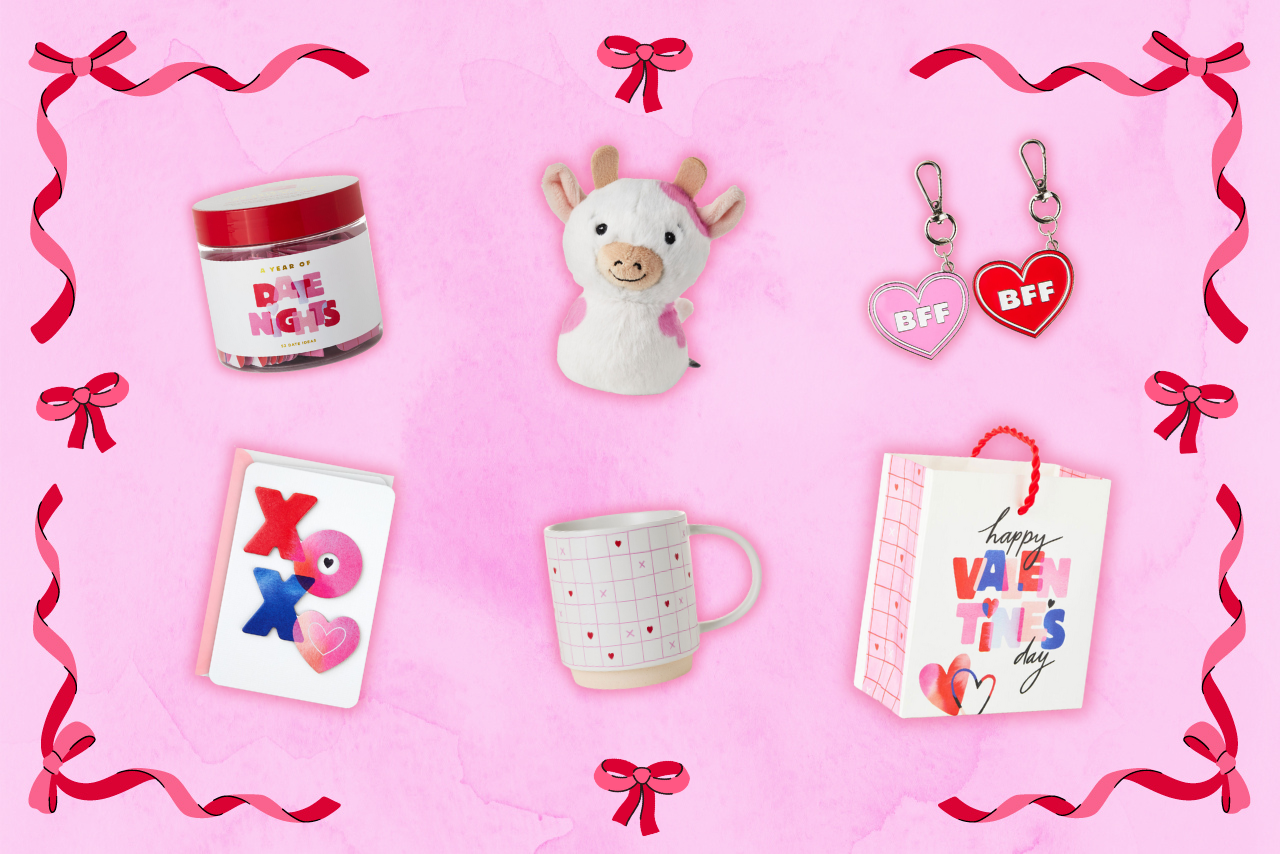 Hallmark Valentines HeroImage R2?width=698&height=466&fit=crop&auto=webp&dpr=4