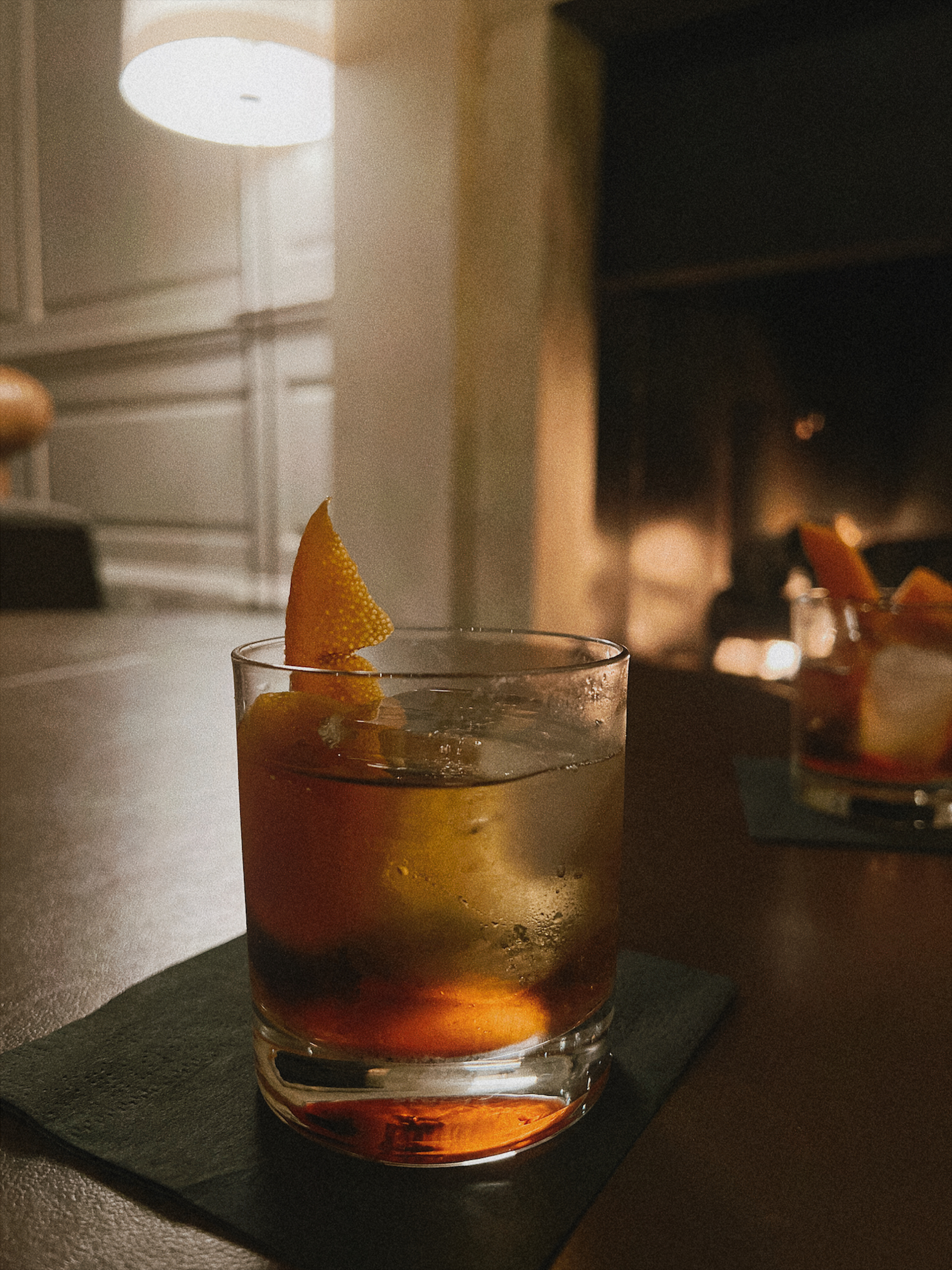 old fashioned cocktail