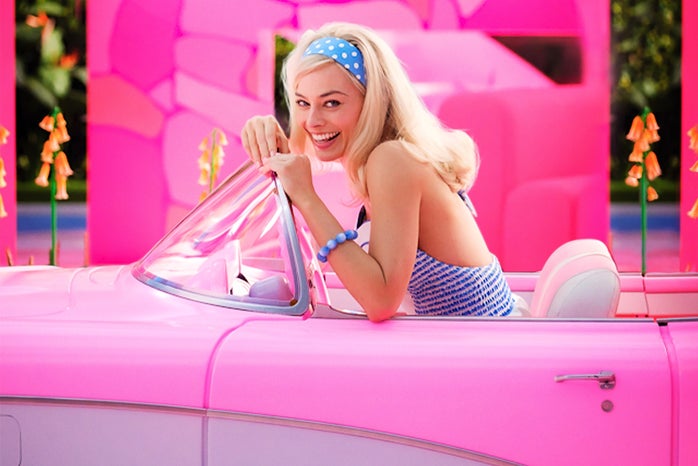 barbie movie margot robbie car?width=698&height=466&fit=crop&auto=webp