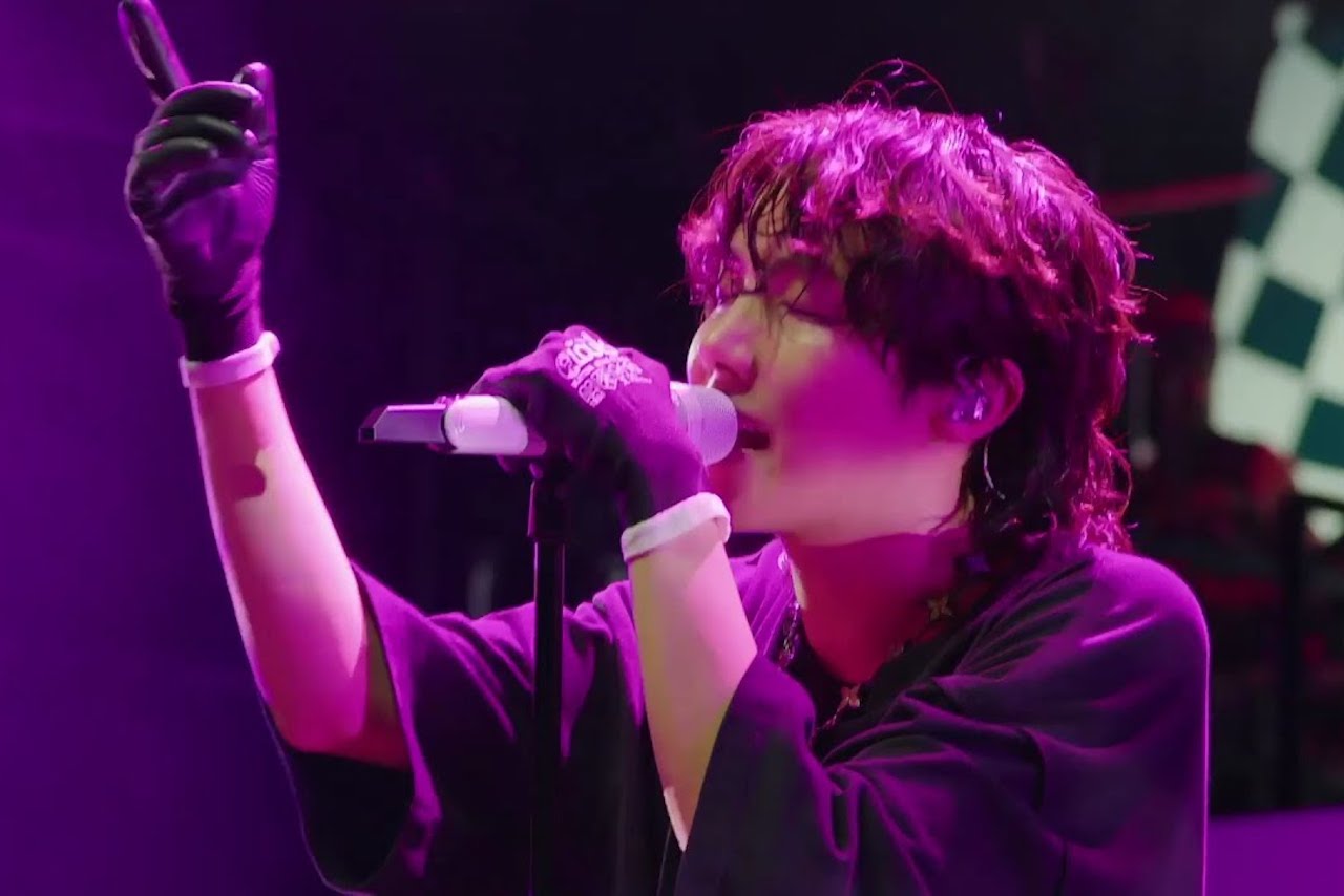 jhope lollapalooza?width=1280&height=854&fit=crop&auto=webp&dpr=4