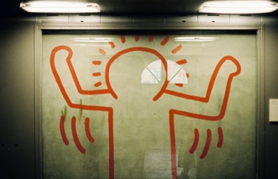 Keith Haring shrug