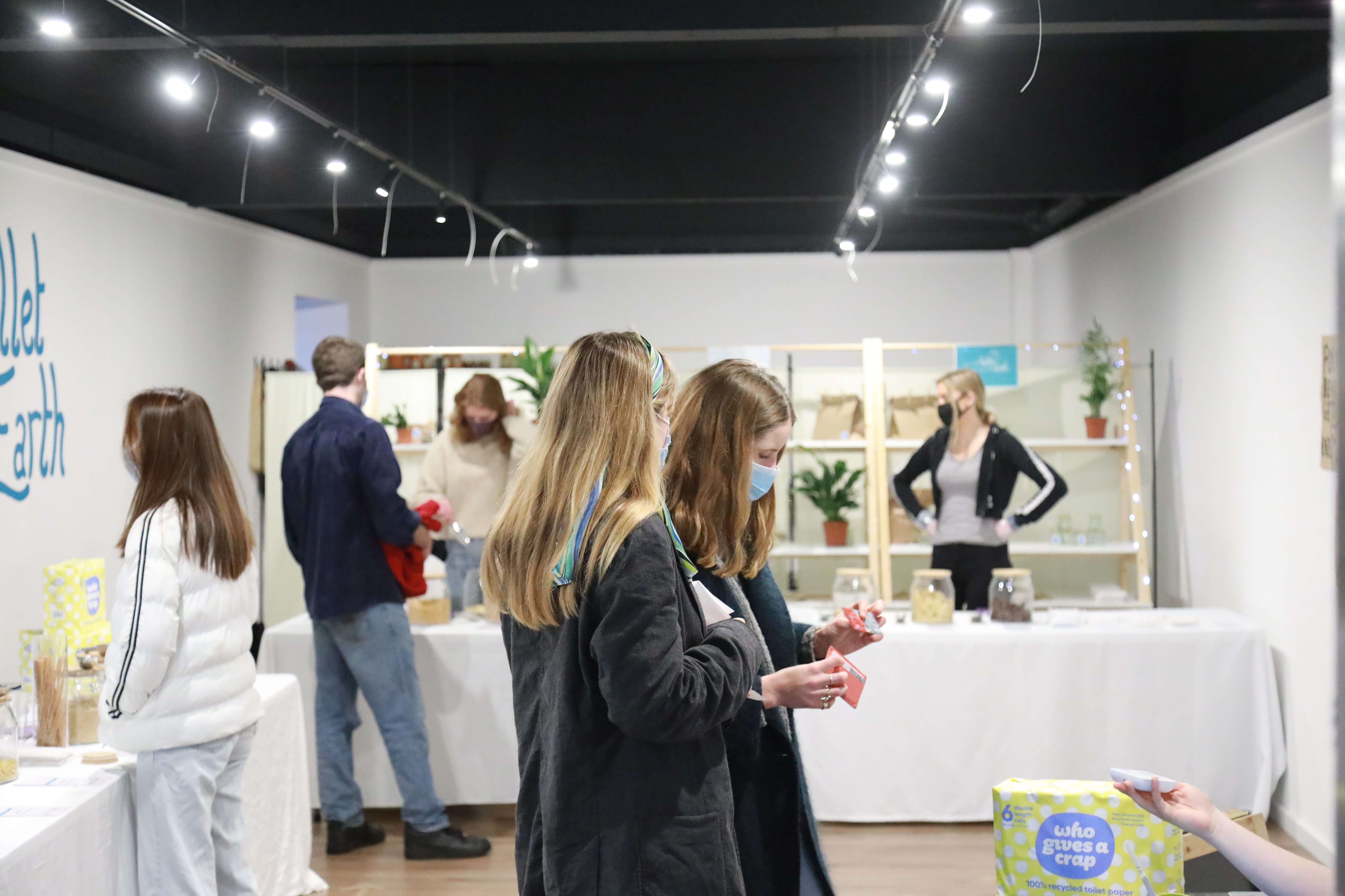 scoop main imagejpg by Jeanie Li