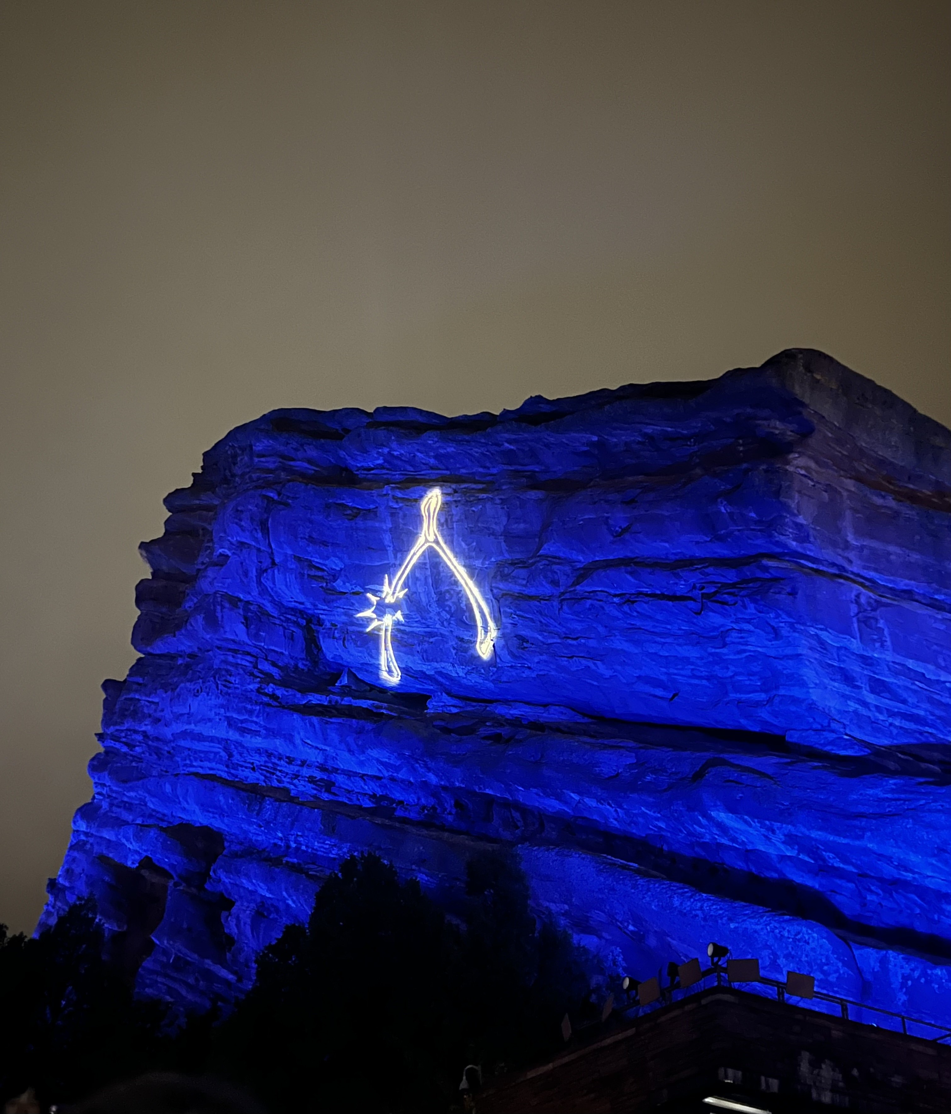 this is an image of Conan Gray\'s Wishbone logo from his tour.