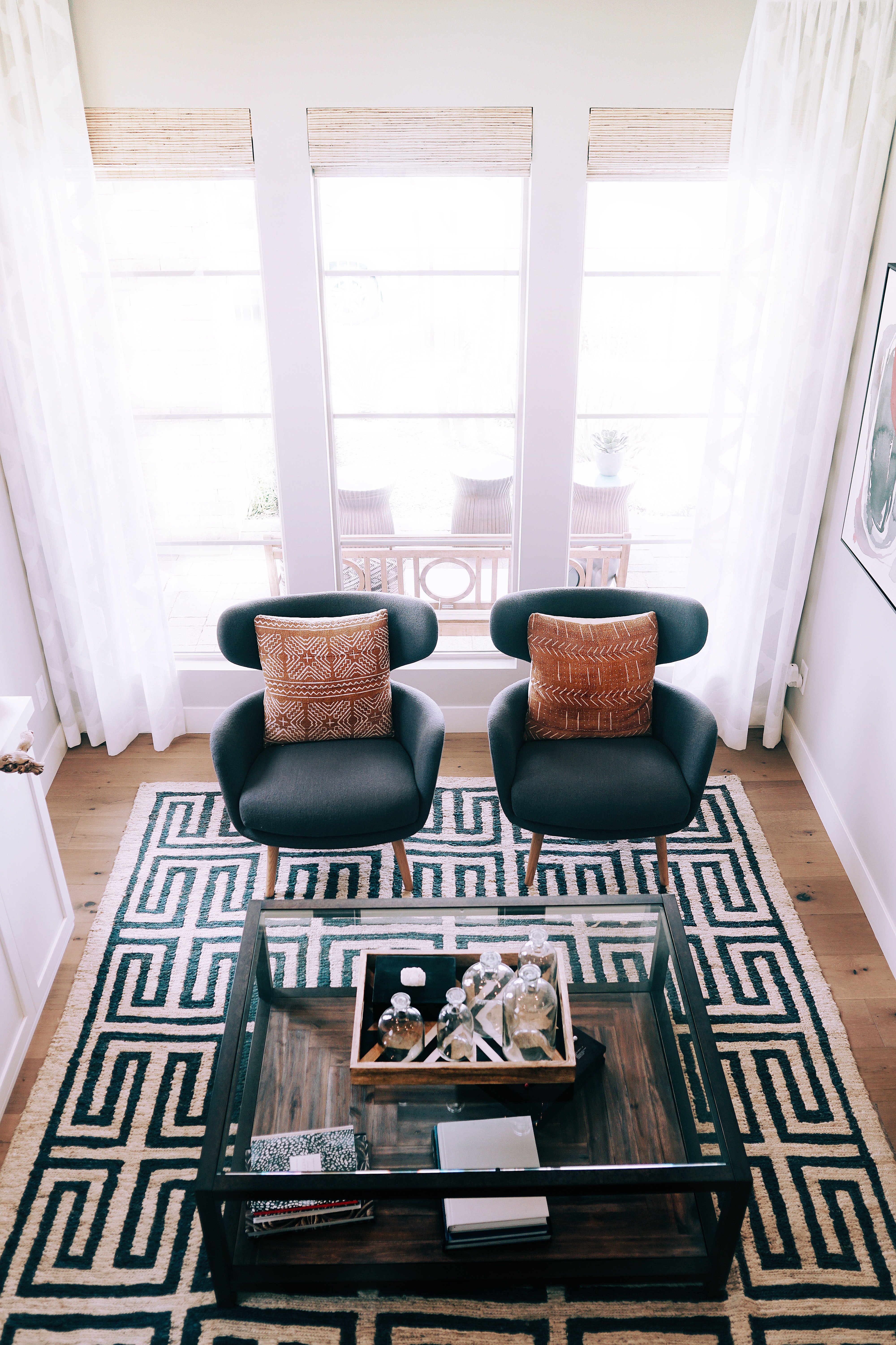 living room decor by Josh Hemsley on Unsplash