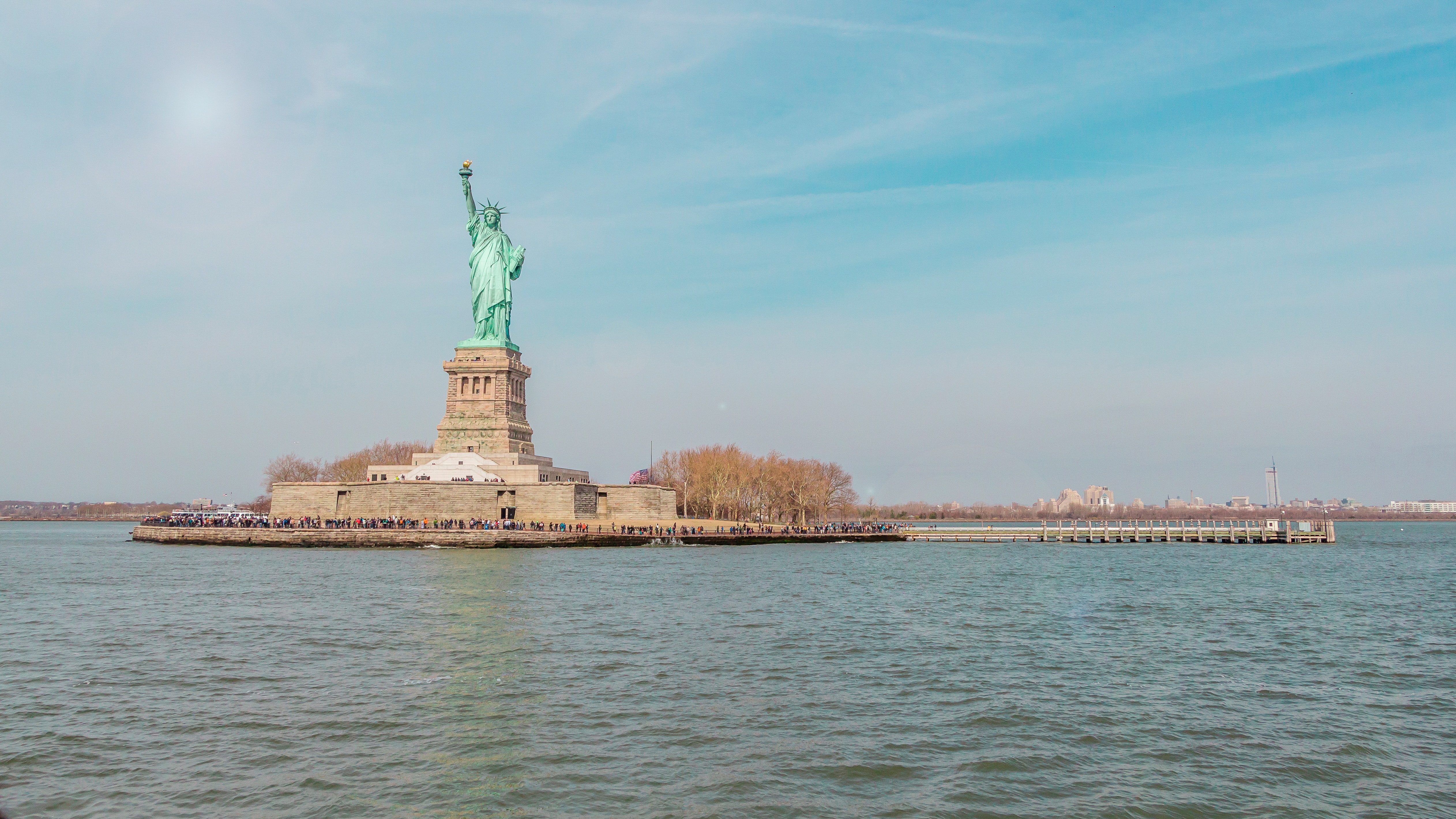 statue of liberty by Tania Fernandez