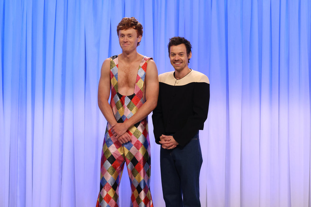 harry styles performs on SNL