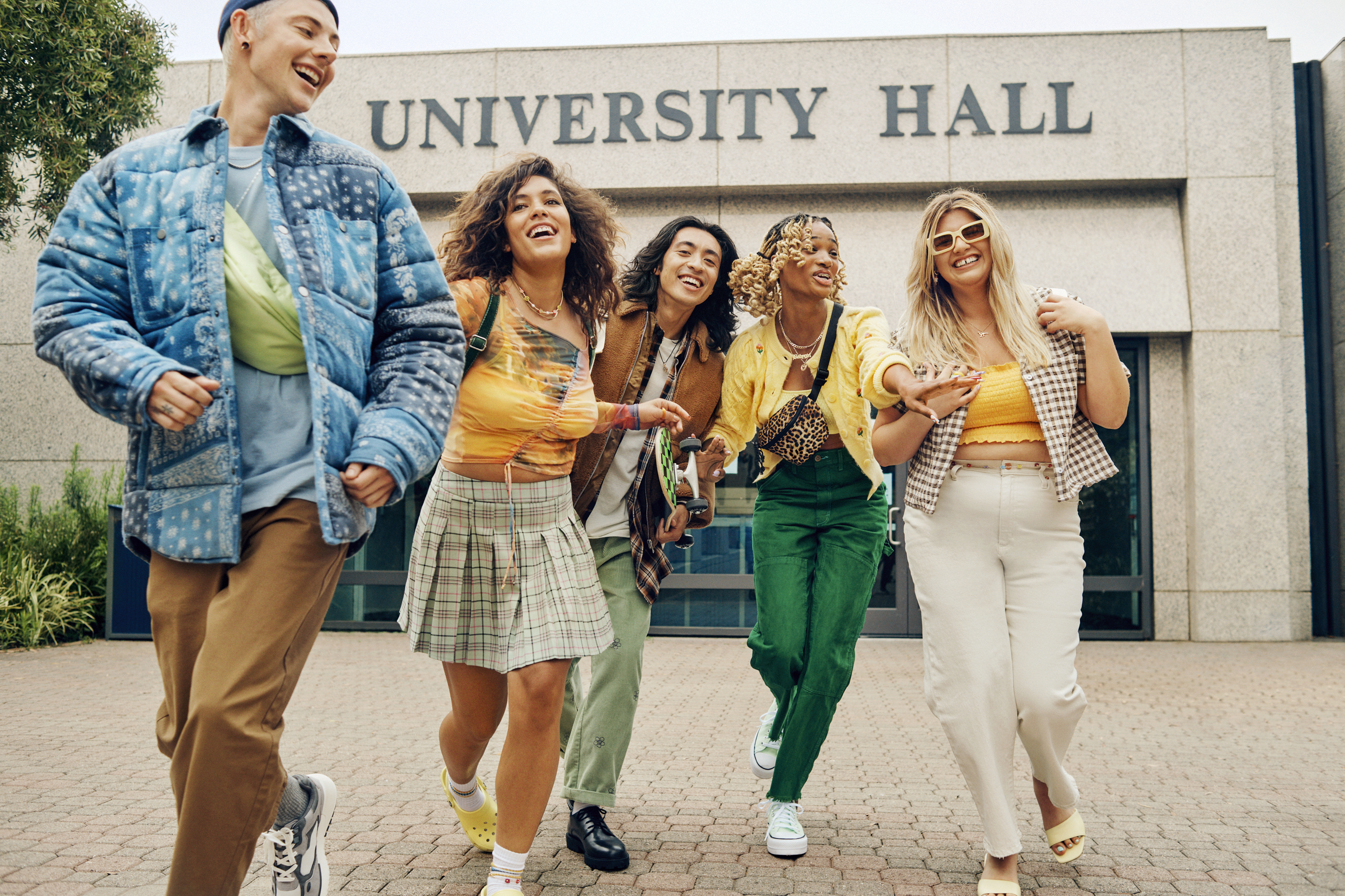 210628 AFTERPAY BackToSchoolCampaign NRB 02 179 v2 LR?width=698&height=466&fit=crop&auto=webp&dpr=4