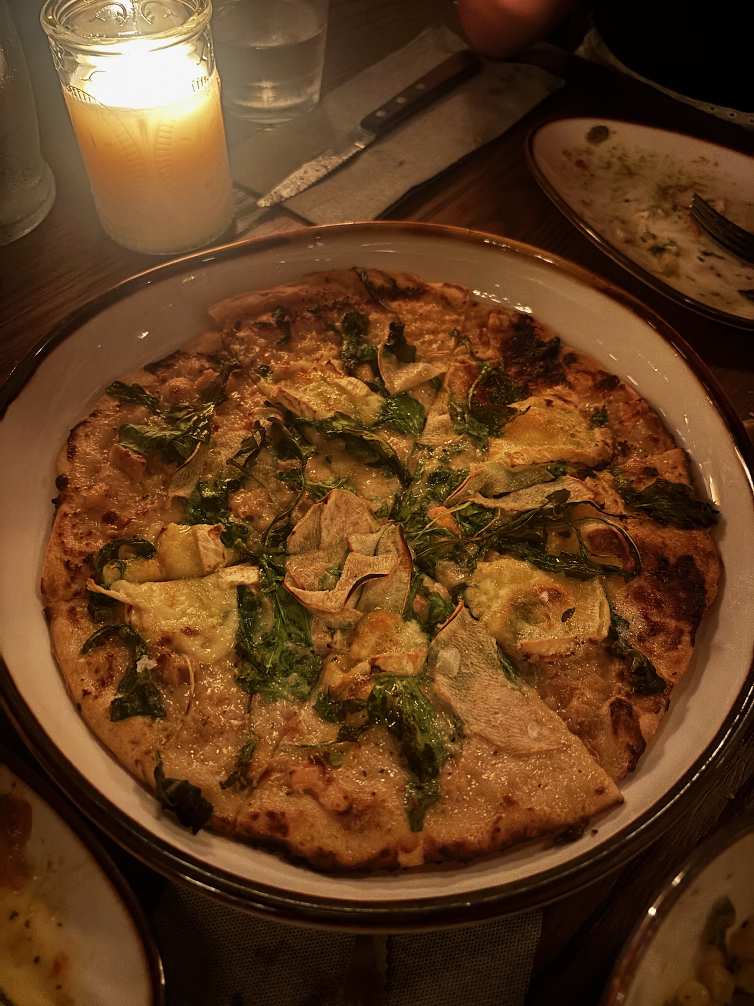 Bacari asian pear and brie pizza