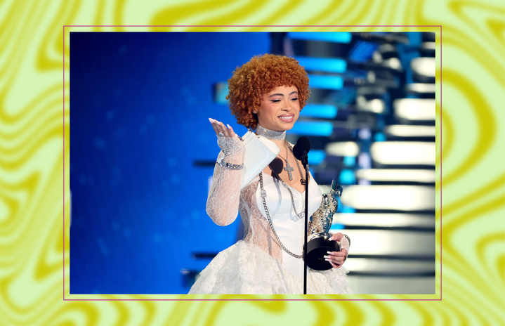 Ice Spice accepting the award for Best New Artist at the 2023 VMAs