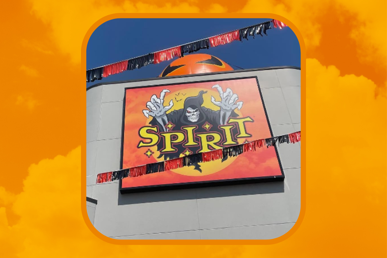 Spirit Halloween Stores Are Open, So Spooky Szn Is Officially Here