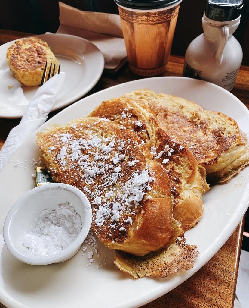 Esselon Cafe French toast