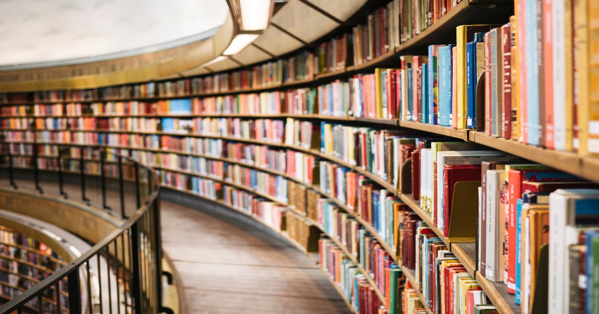 6 Books Every Woman Should Read