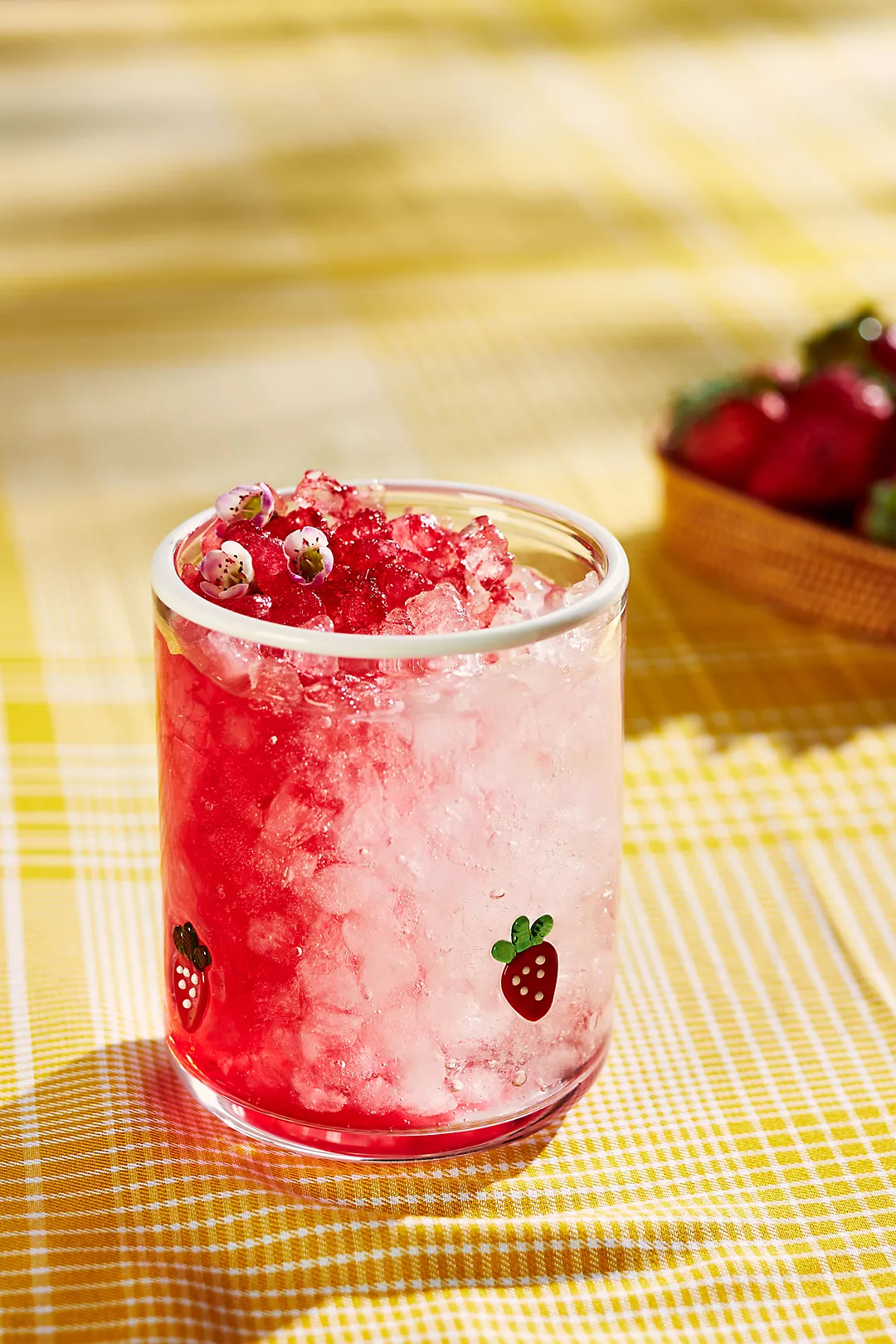 strawberry?width=1024&height=1024&fit=cover&auto=webp&dpr=4