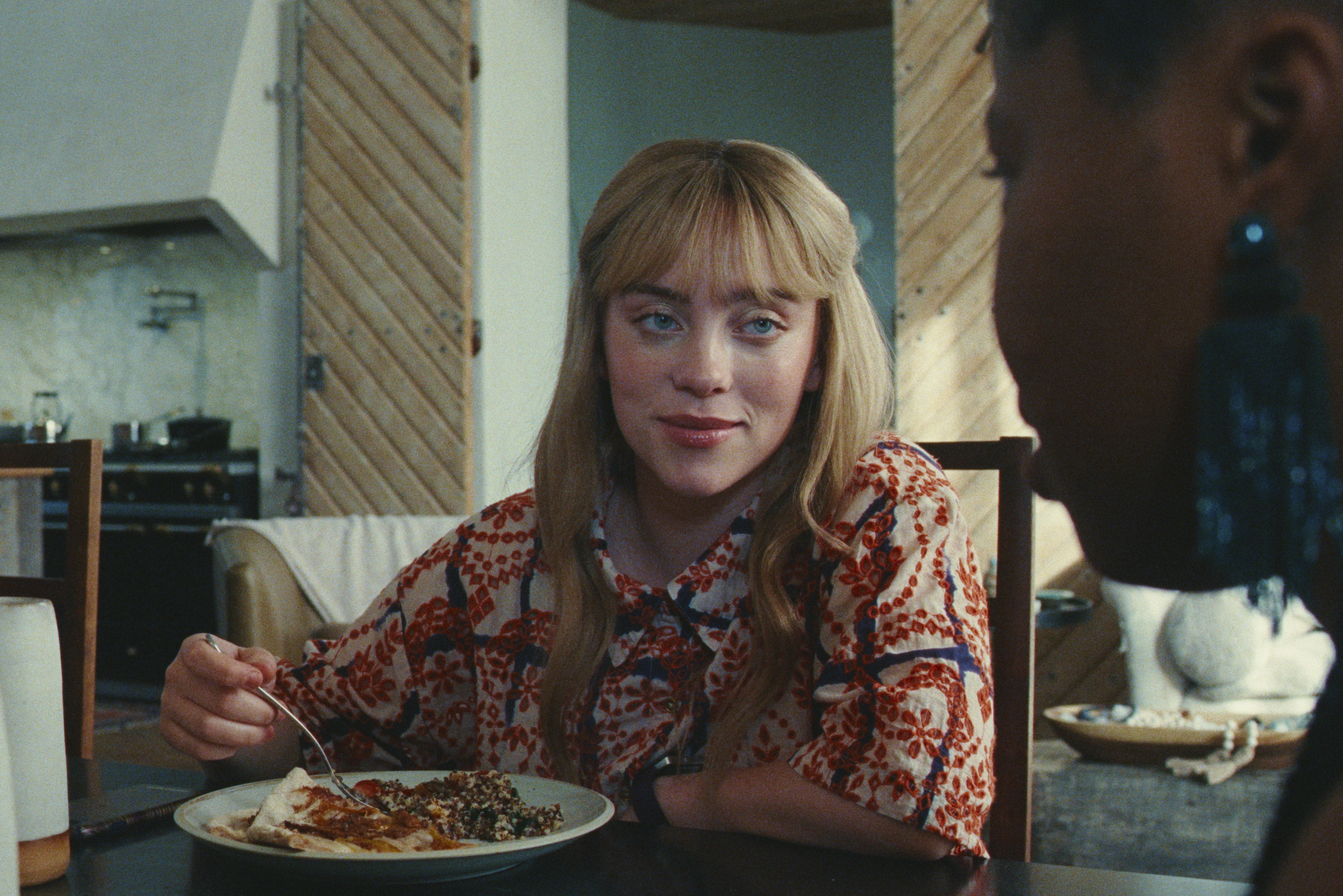 Billie Eilish in swarm