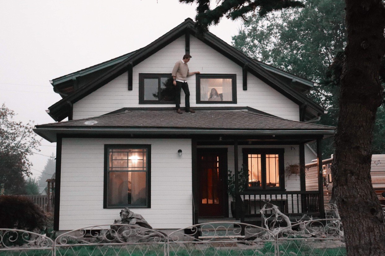 swan house twojpg by Twilight Rose Photography