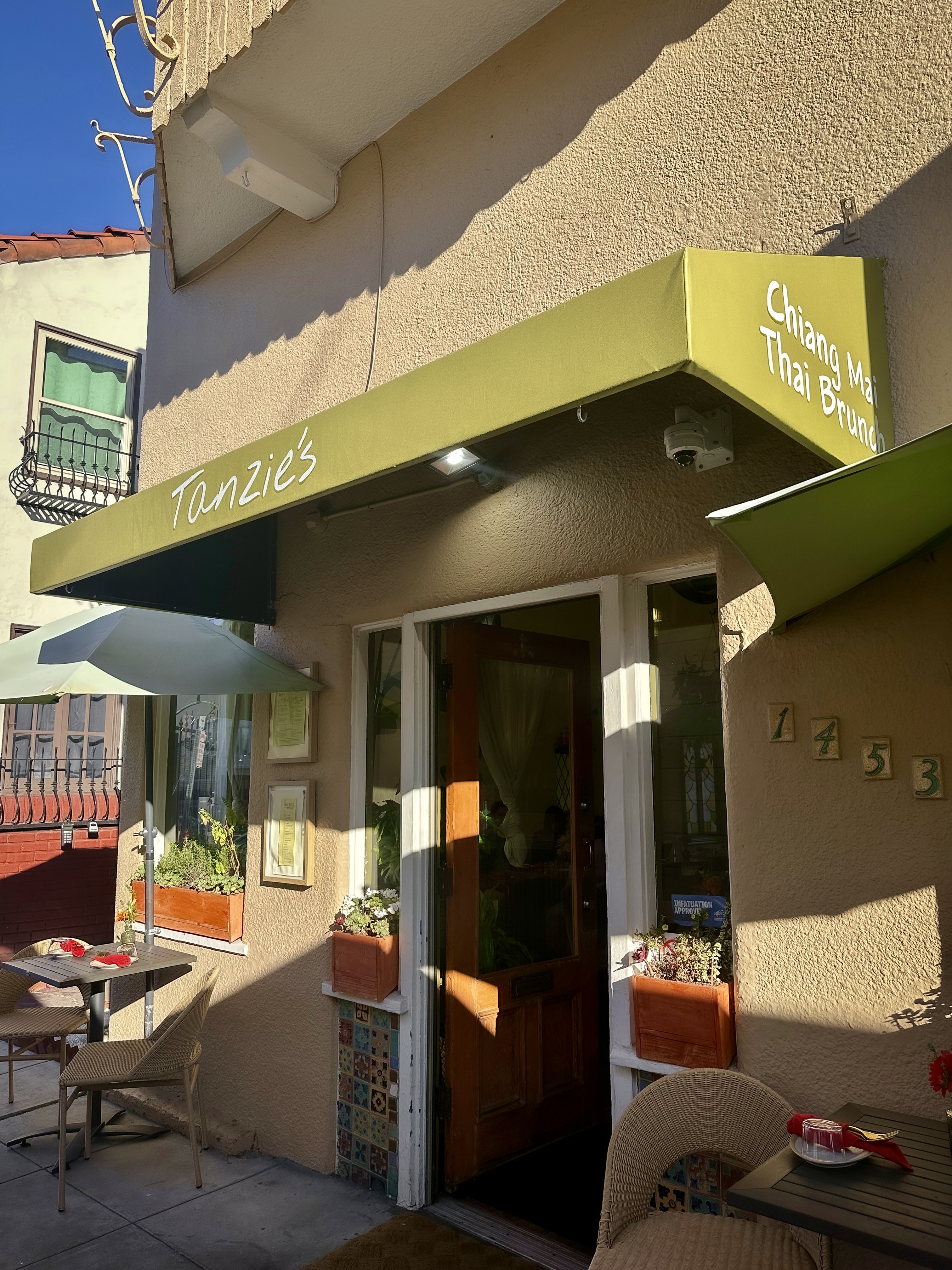 frontjpg by Amber Cheng?width=698&height=466&fit=crop&auto=webp&dpr=4