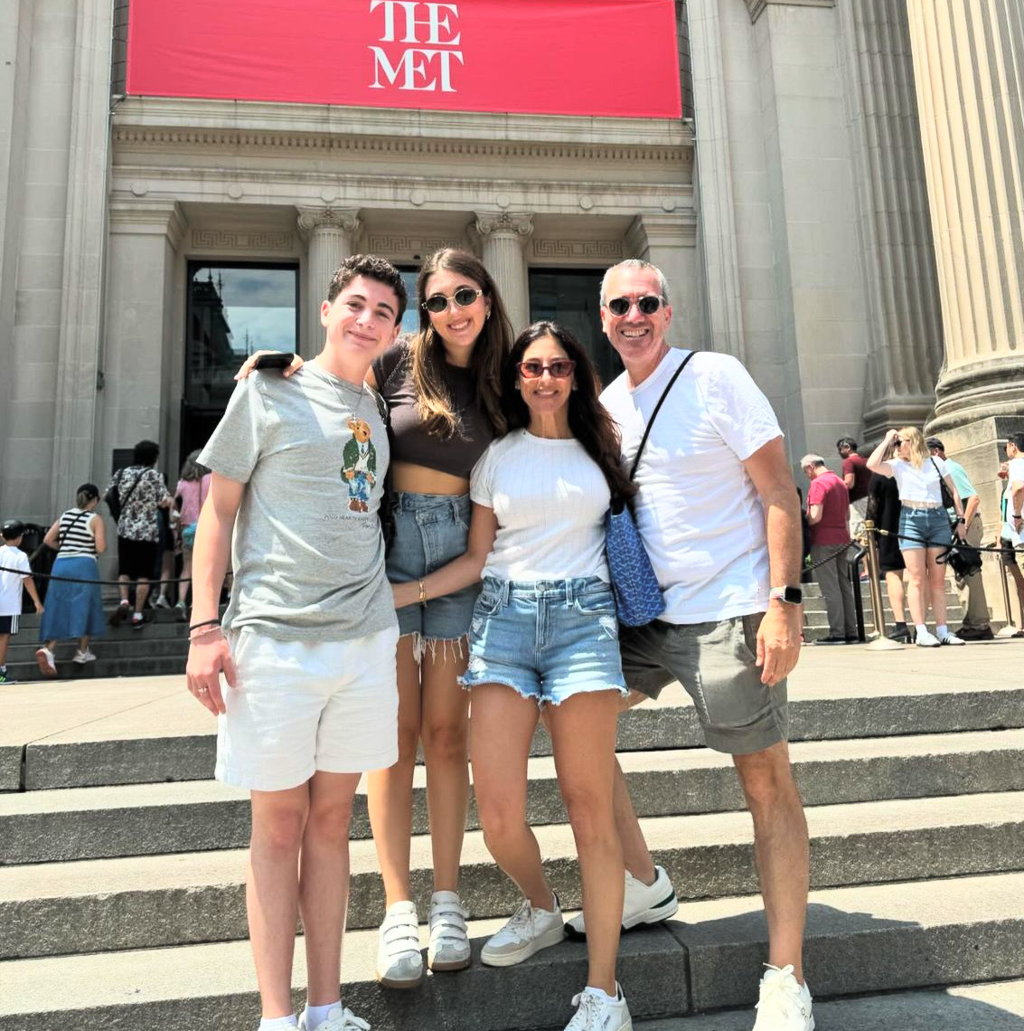 tmoj gabi barrocas?width=1024&height=1024&fit=cover&auto=webp&dpr=4