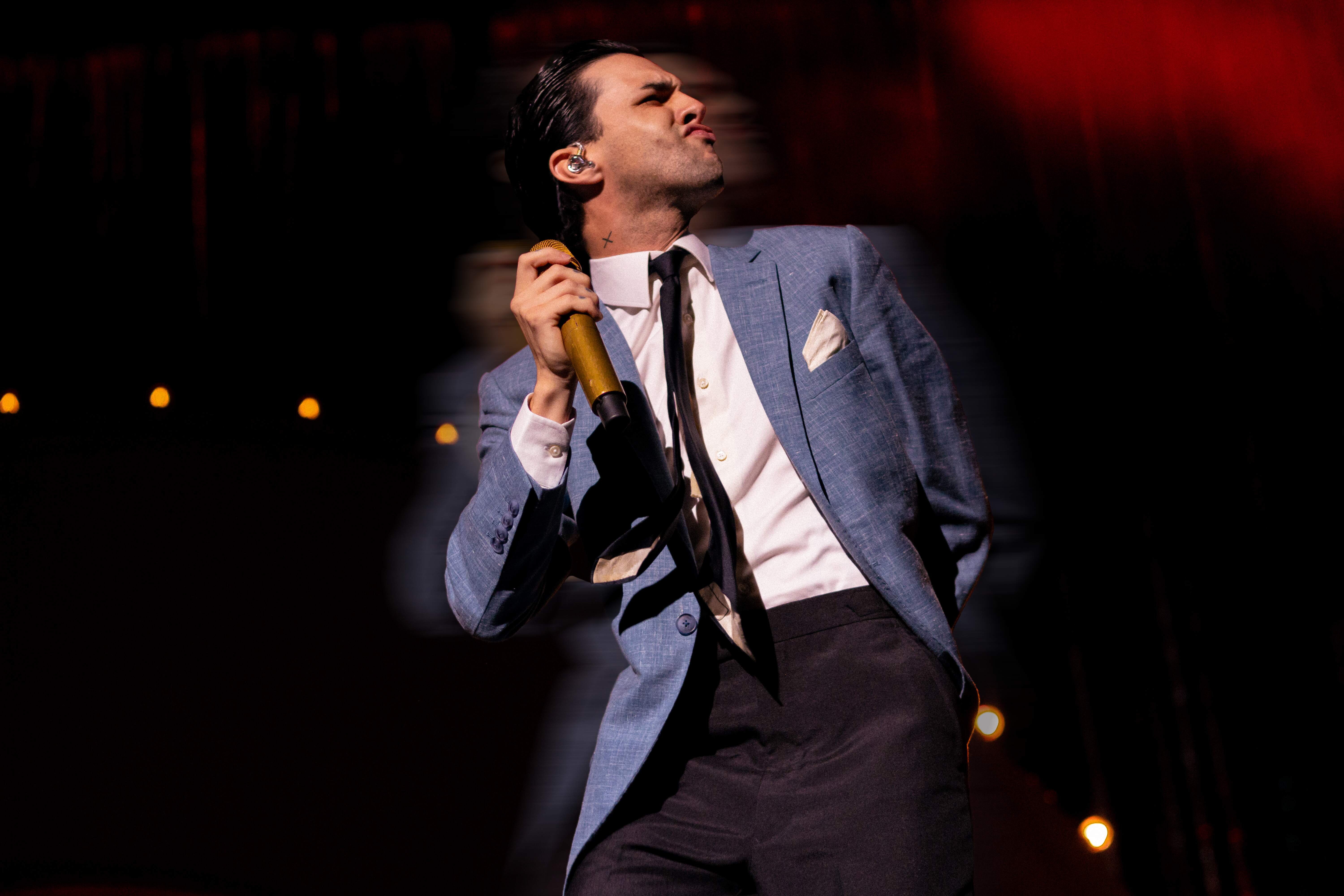 stephensanchezmohegansunarenact10 18 240050ajpg by Angelica Whitney?width=698&height=466&fit=crop&auto=webp&dpr=4