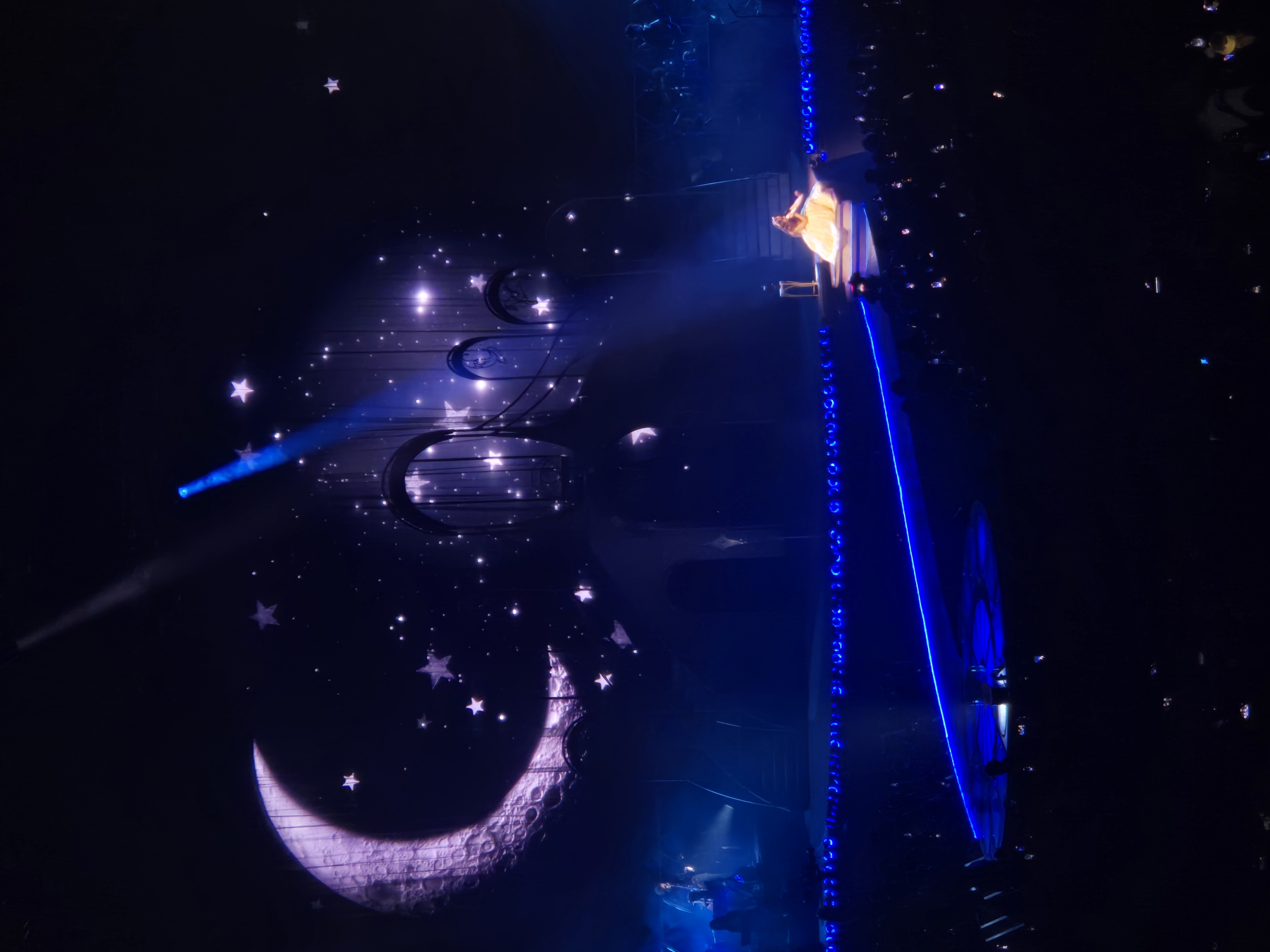 Laufey Concert Toronto Night 1 Moon