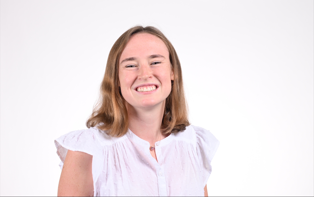 Emma Heinze Headshot