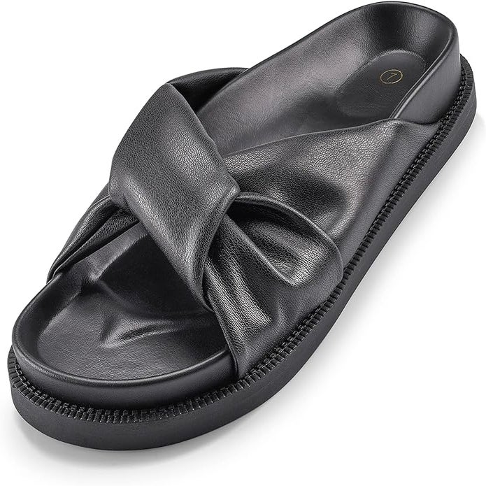 black sandals amazon?width=1024&height=1024&fit=cover&auto=webp