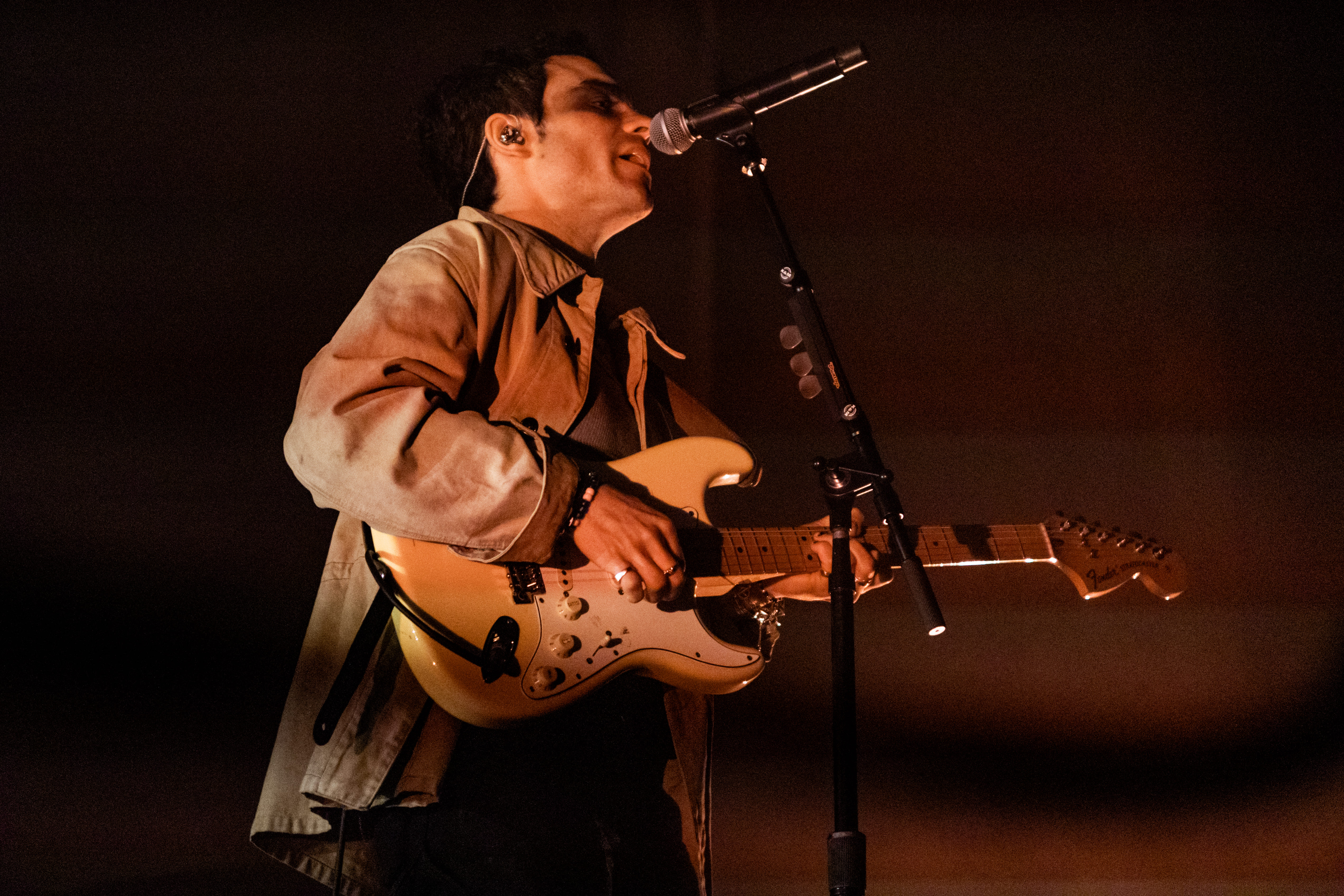 Del Water Gap performing at his concert in New Haven, CT on 3/4/2026