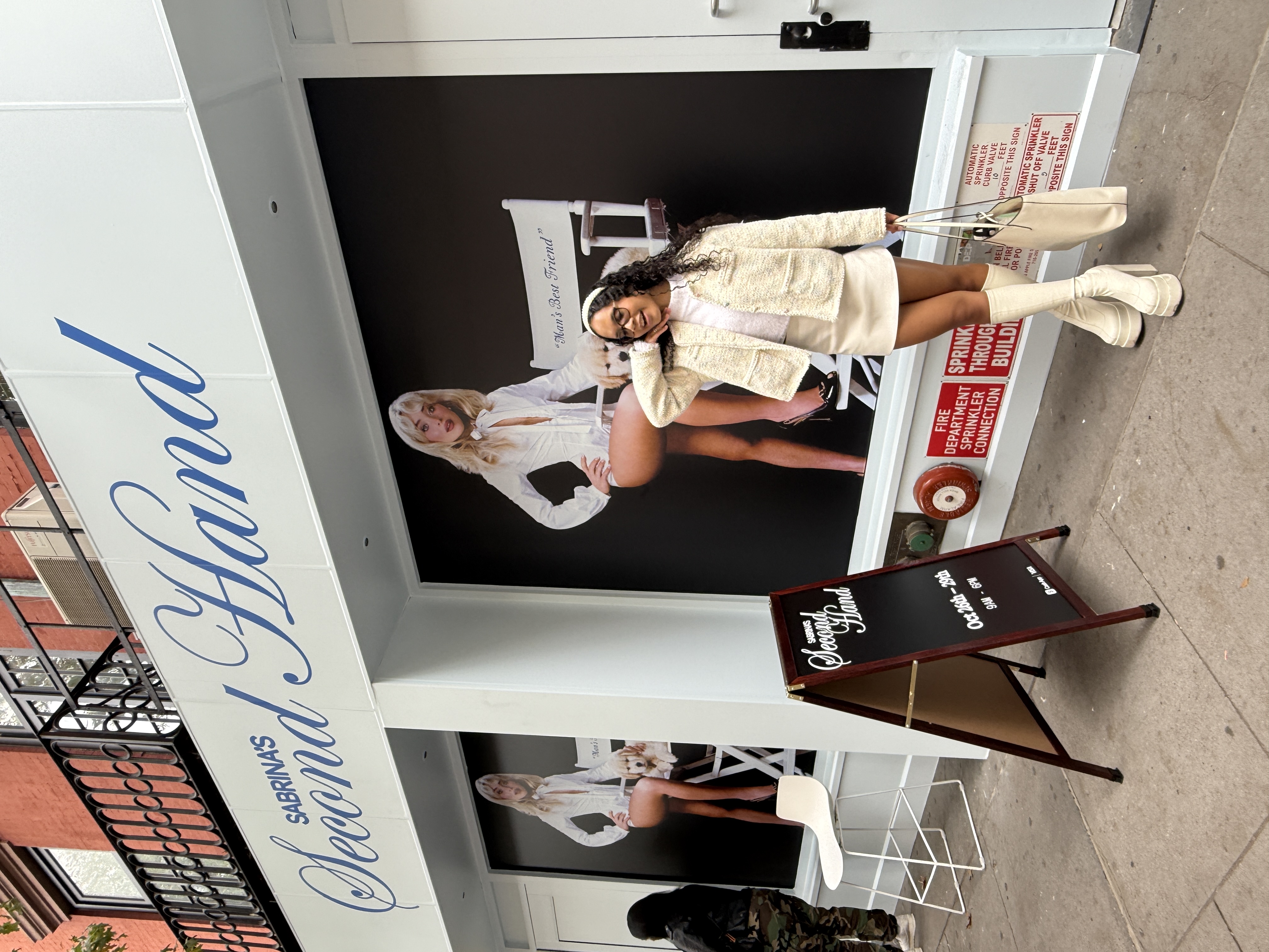 sabrina carpenter nyc popup