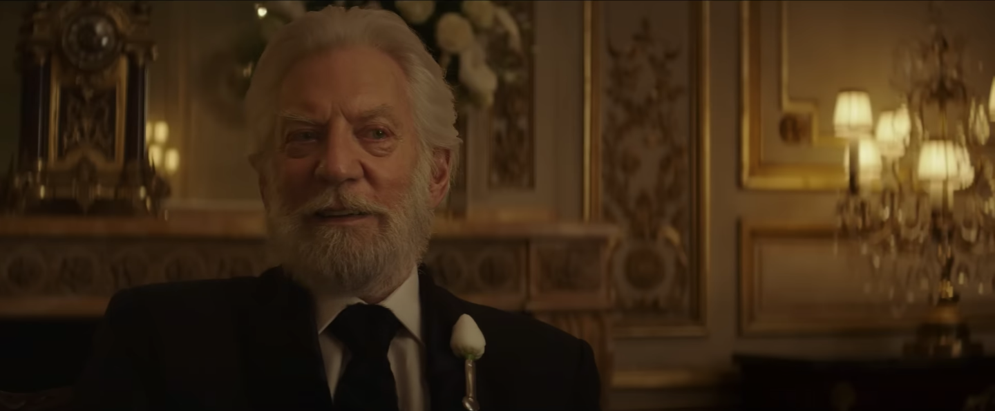 Screenshot taken from \'The Hunger Games: Mockingjay Part 2\' official movie trailer