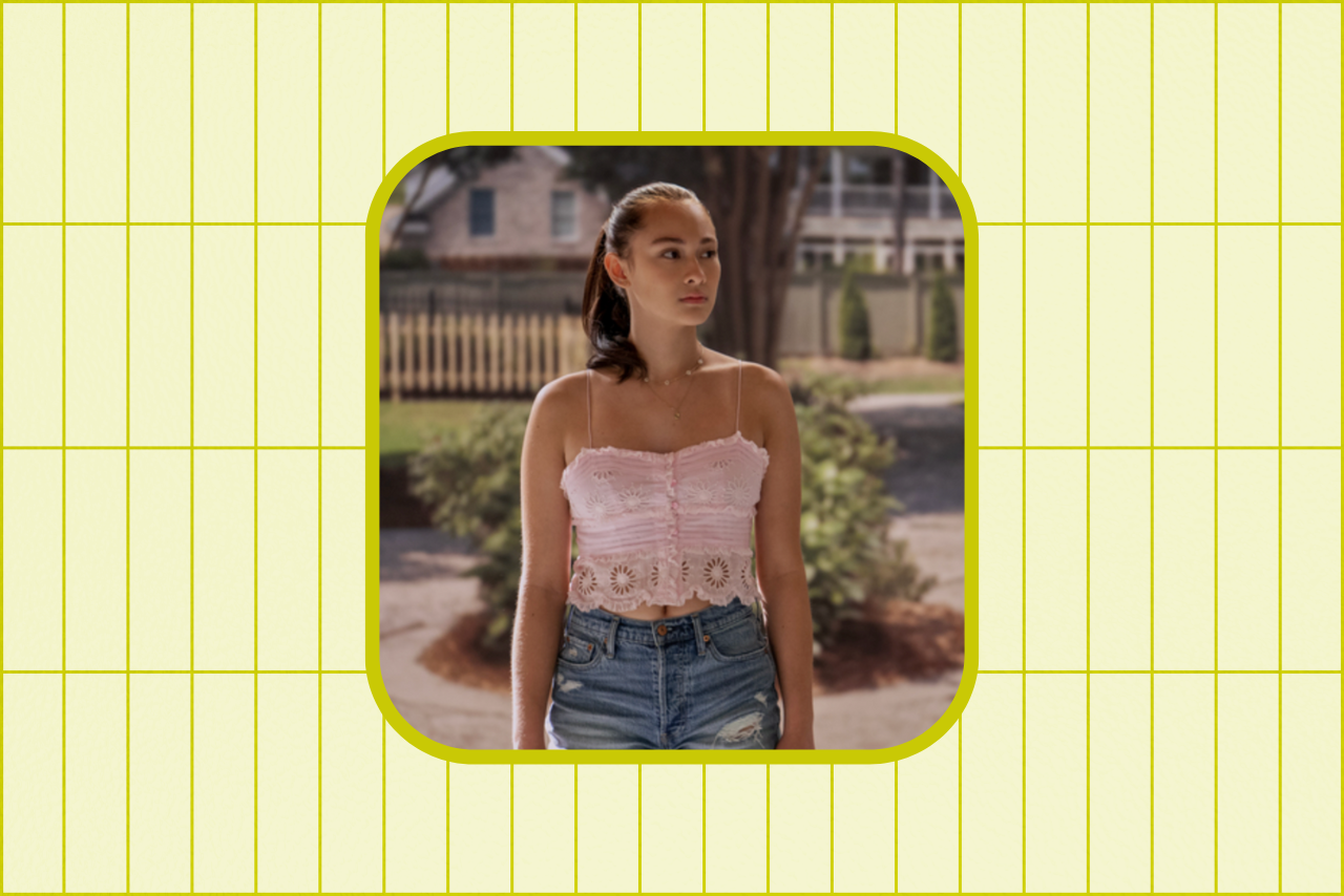 Lola Tung as Belly Conklin in \'The Summer I Turned Pretty\'