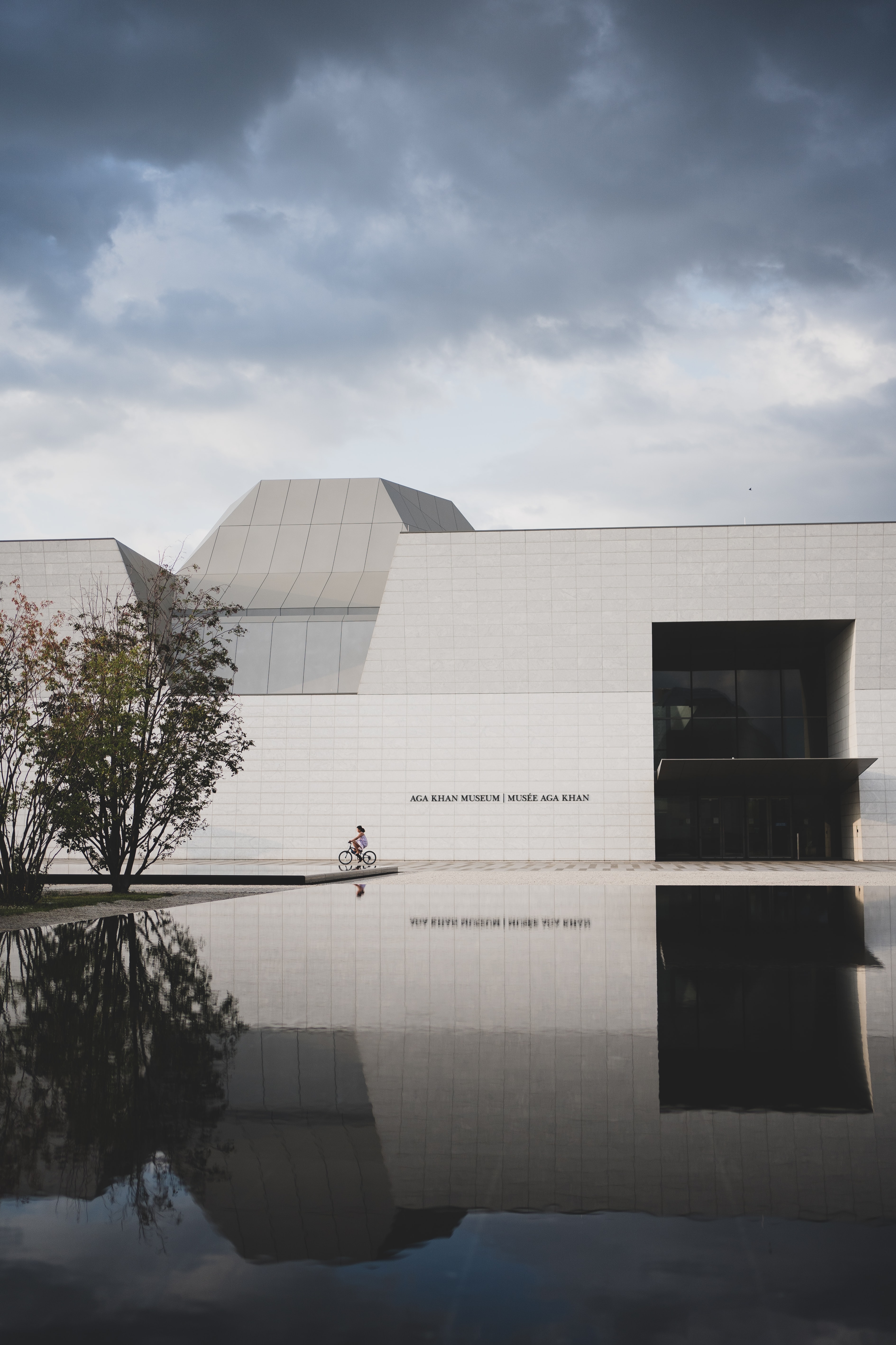 outside of the Aga Khan museum